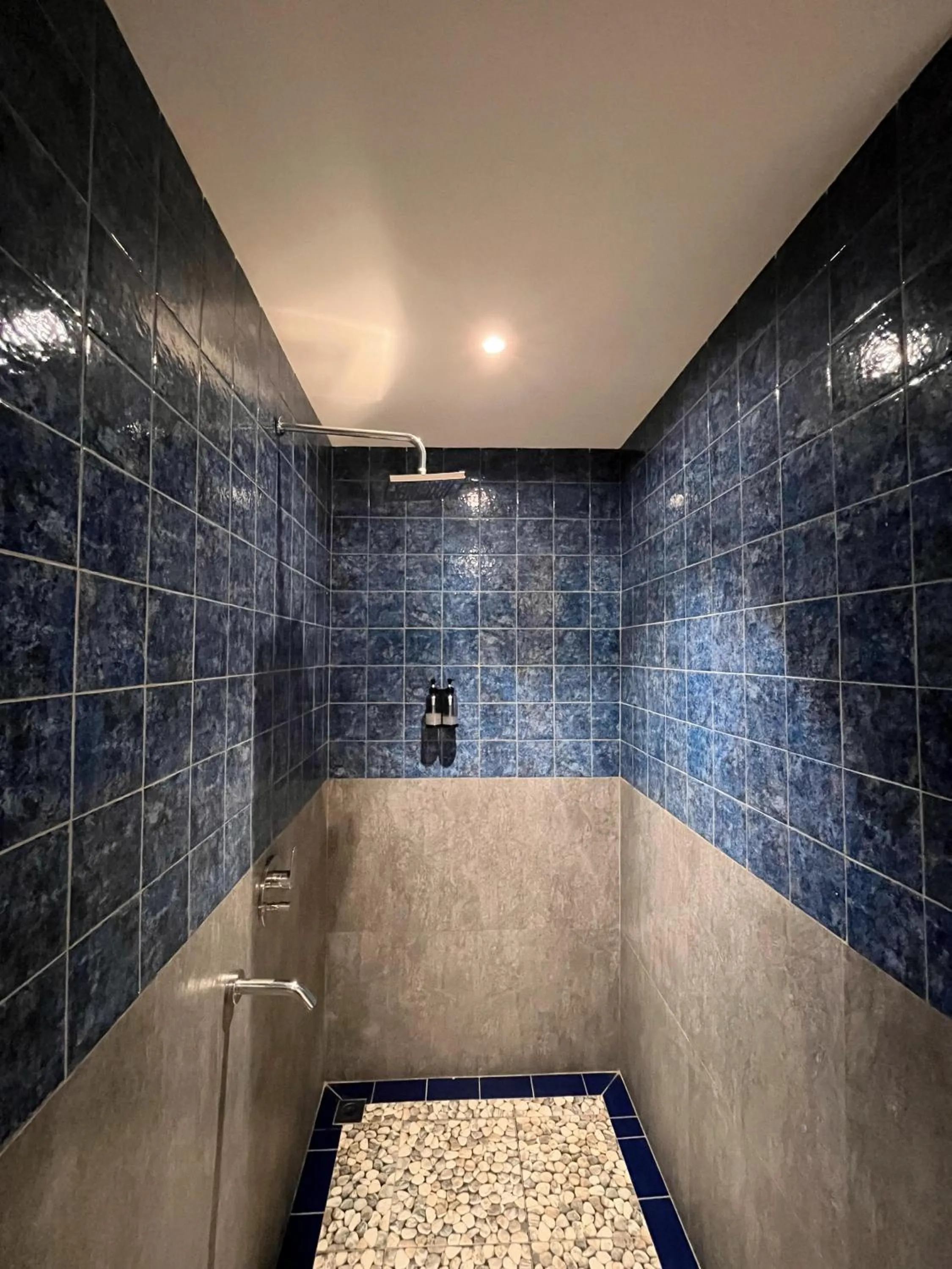 Shower in Sari Gili Bungalow