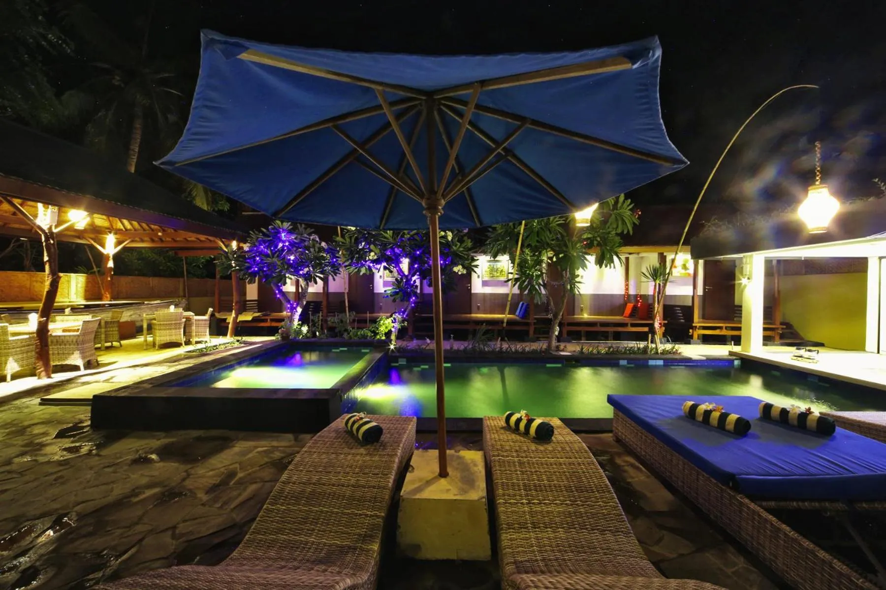 Swimming pool in Sari Gili Bungalow