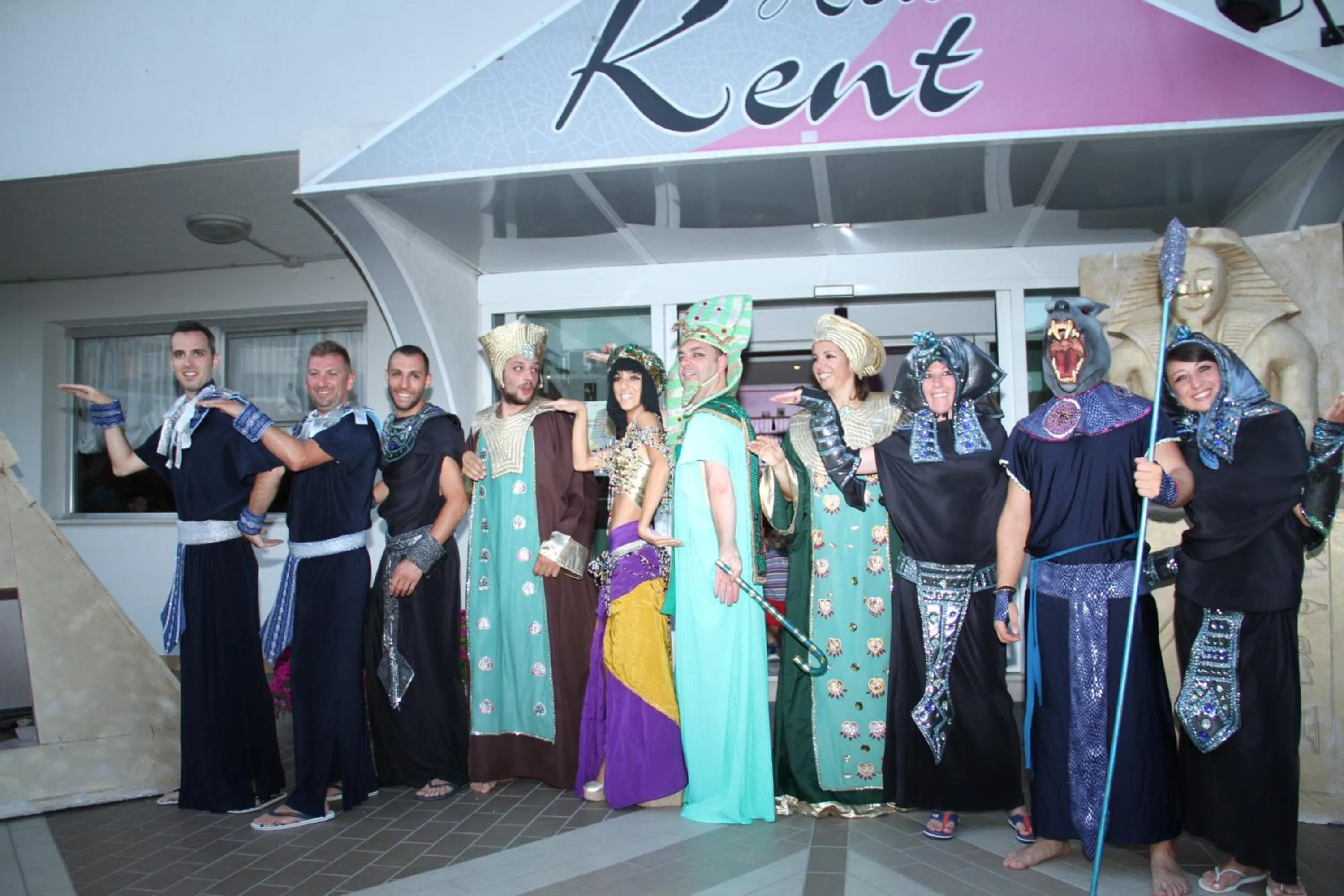 Entertainment in Hotel Kent