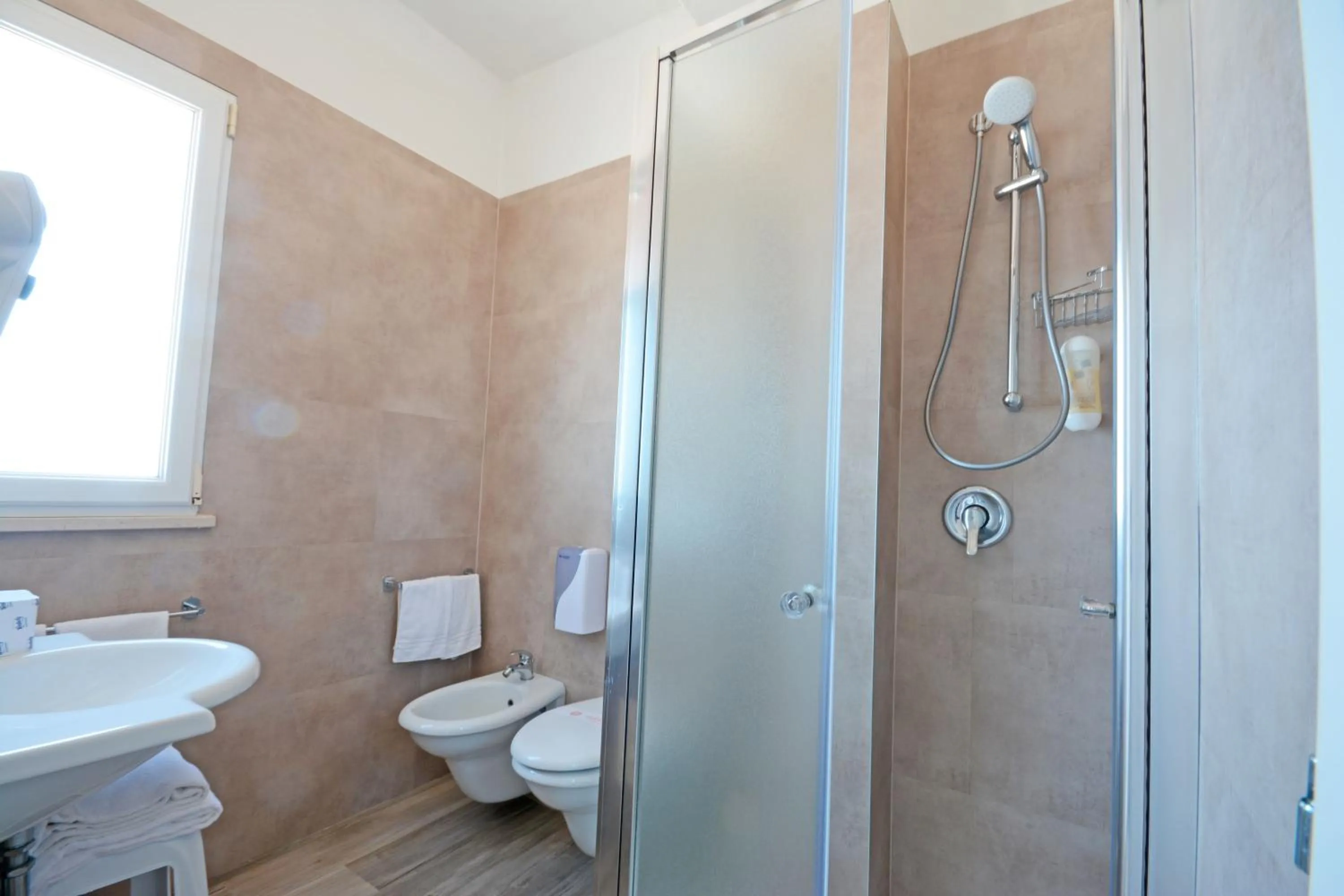 Bathroom in Hotel Kent