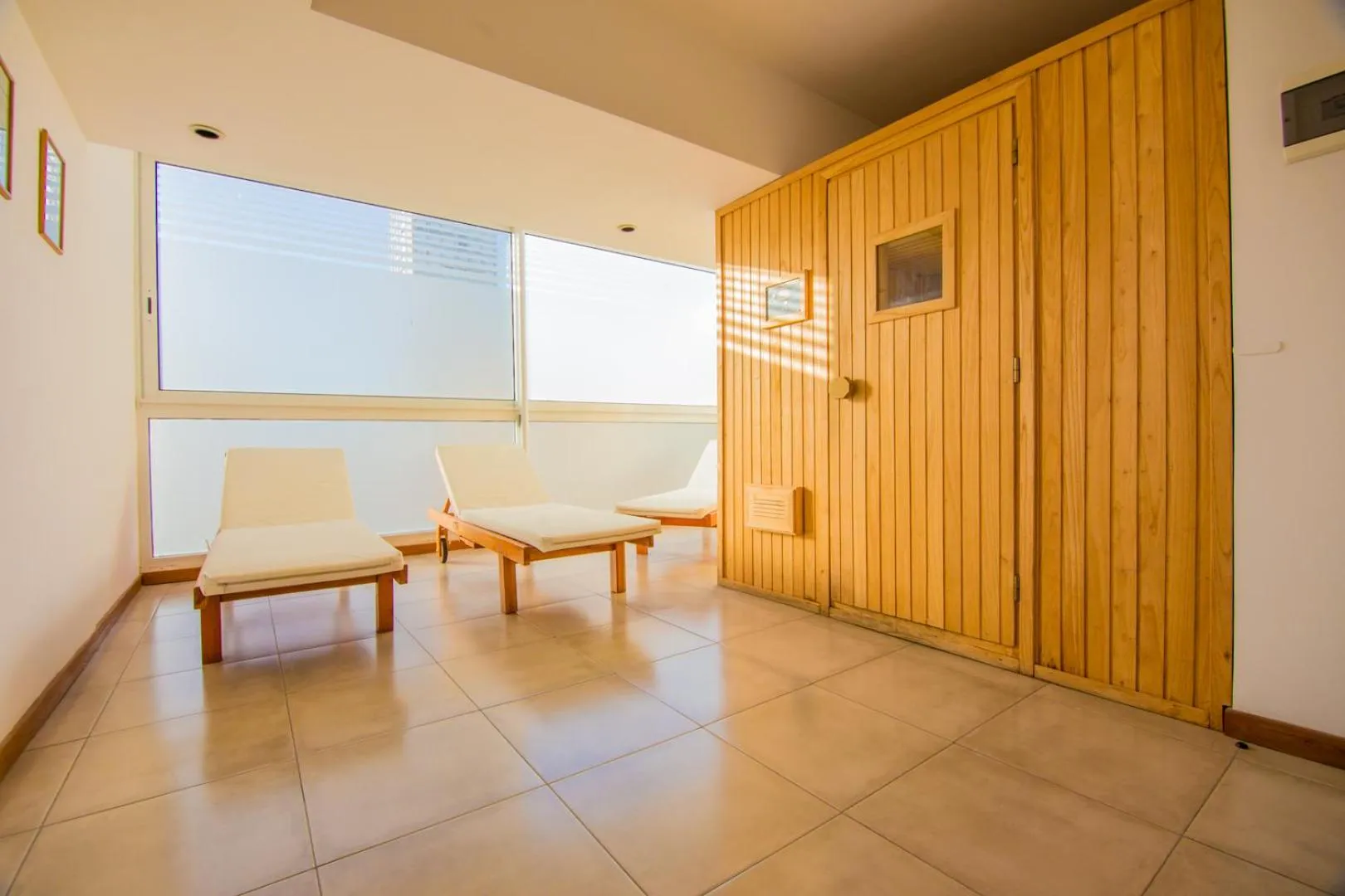 Sauna in Bristol Apart Hotel