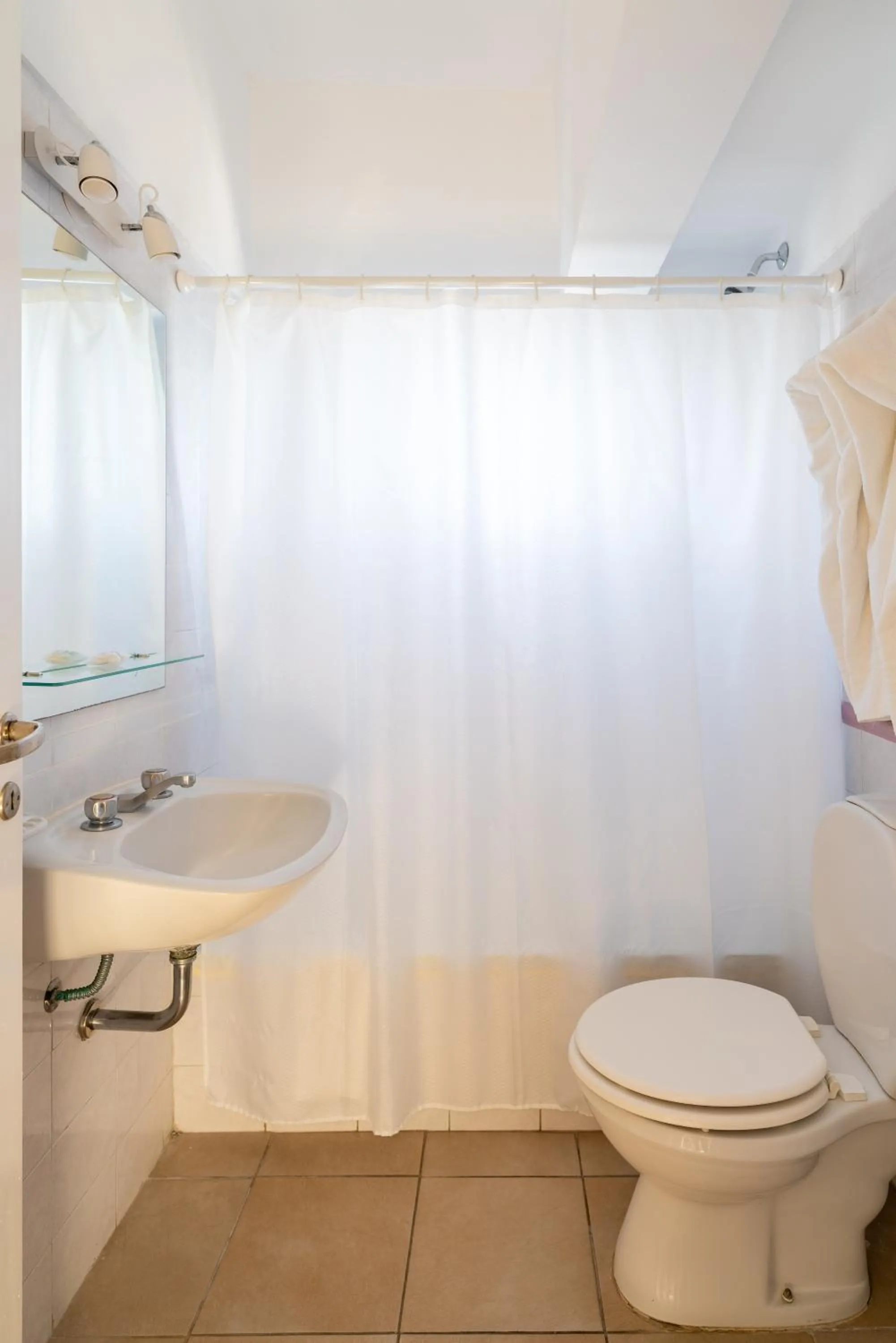 Bathroom in Bristol Apart Hotel