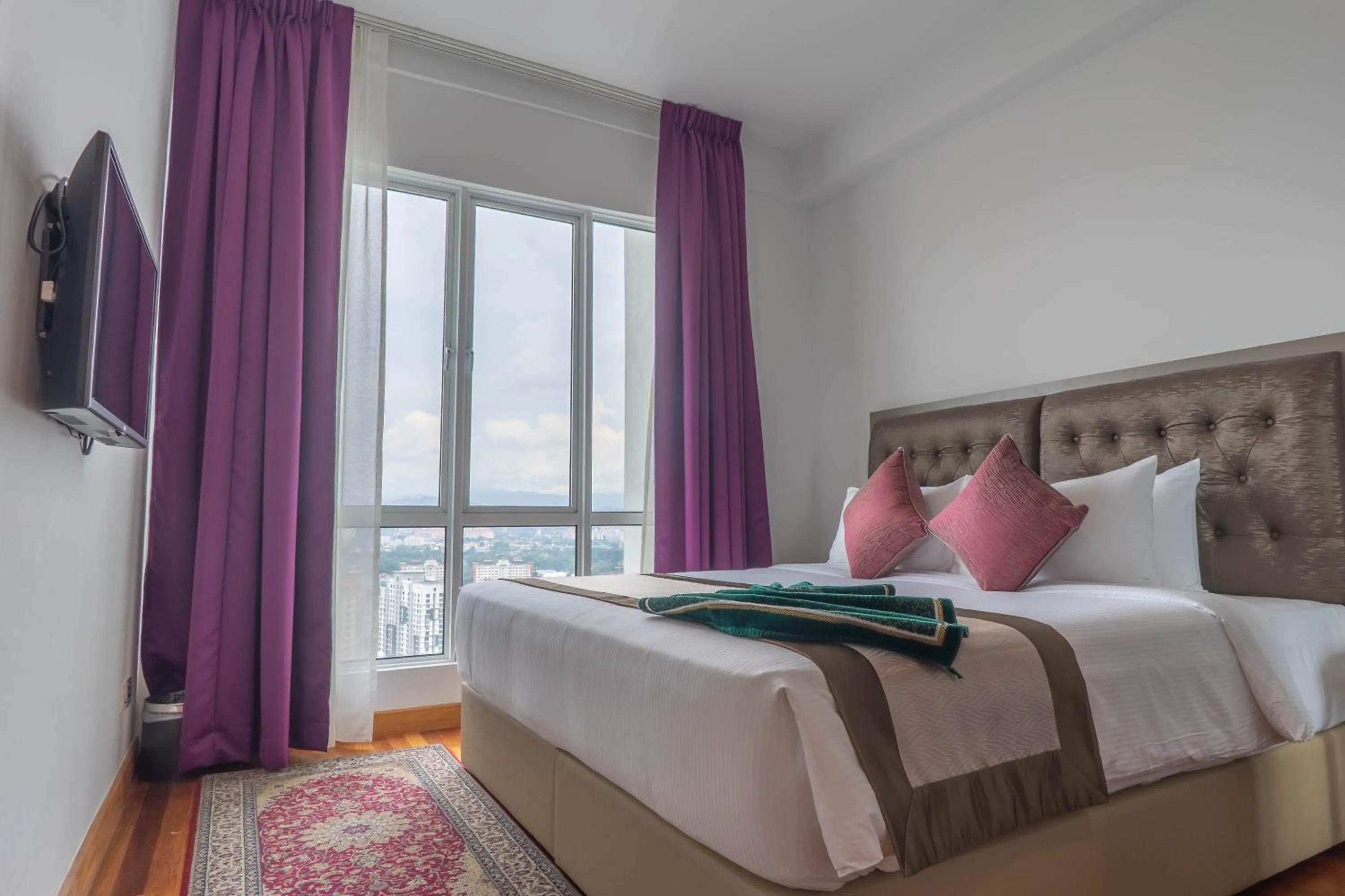 Bedroom, Bed in Tamu Hotel & Suites Kuala Lumpur