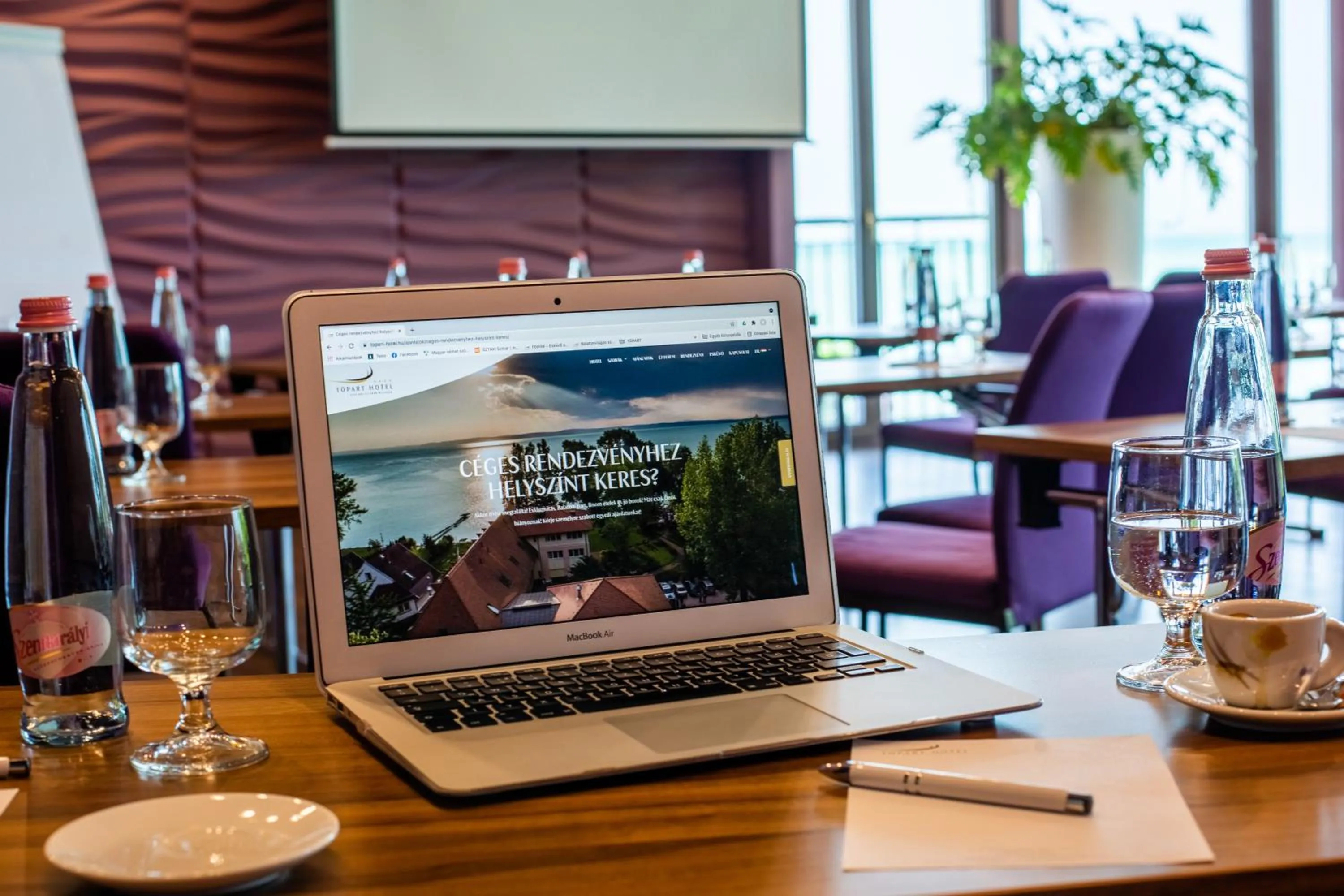 Banquet/Function facilities in Tópart Hotel