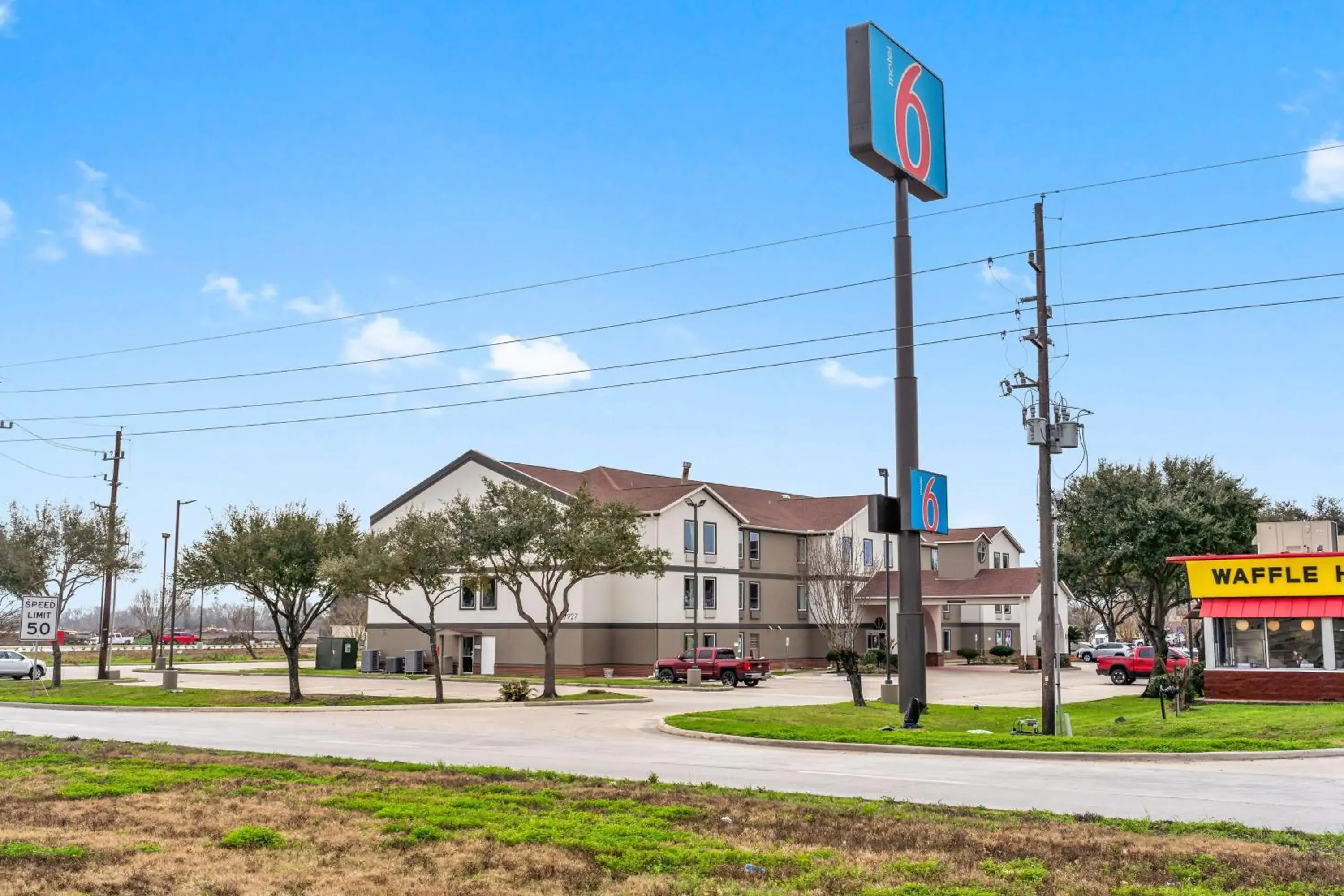 Property building in Motel 6-Rosenberg, TX Property building in Motel 6-Rosenberg, TX