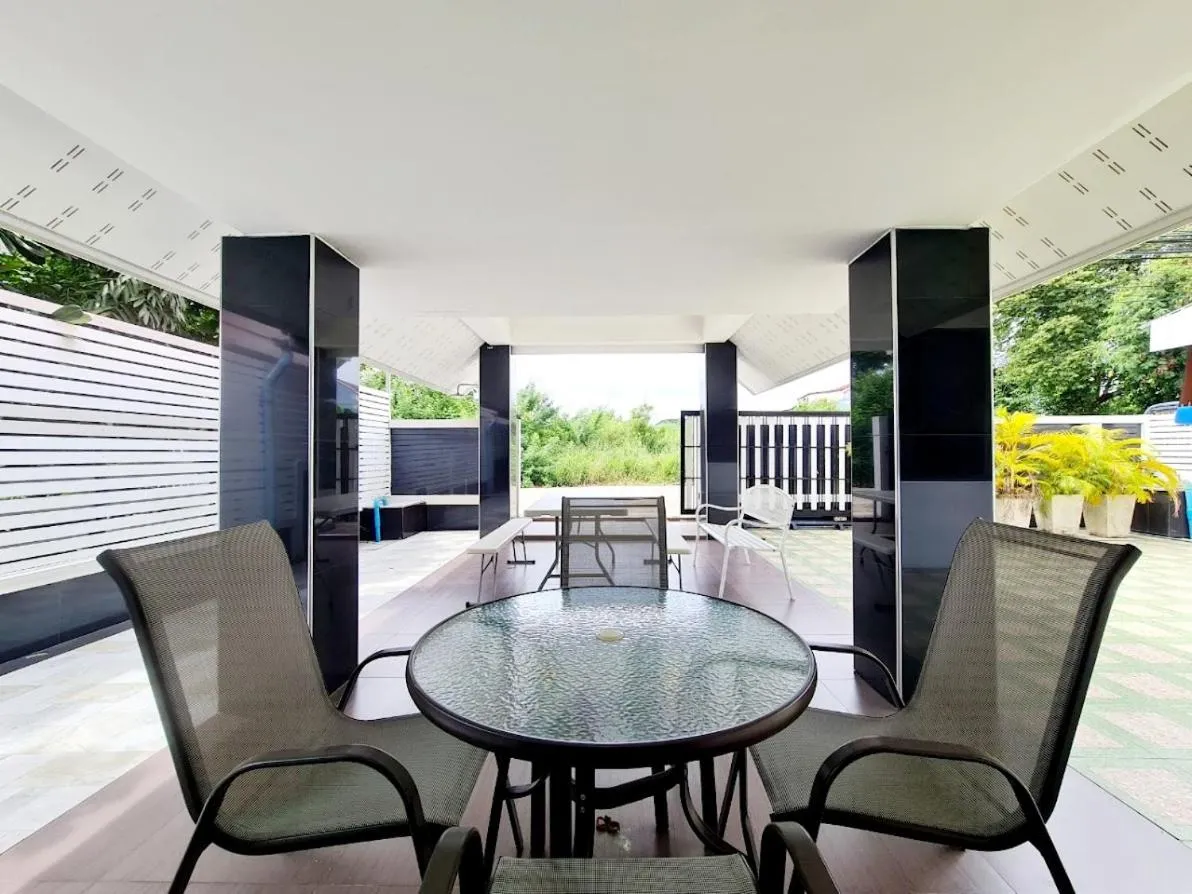 Baan Sasithorn Huahin