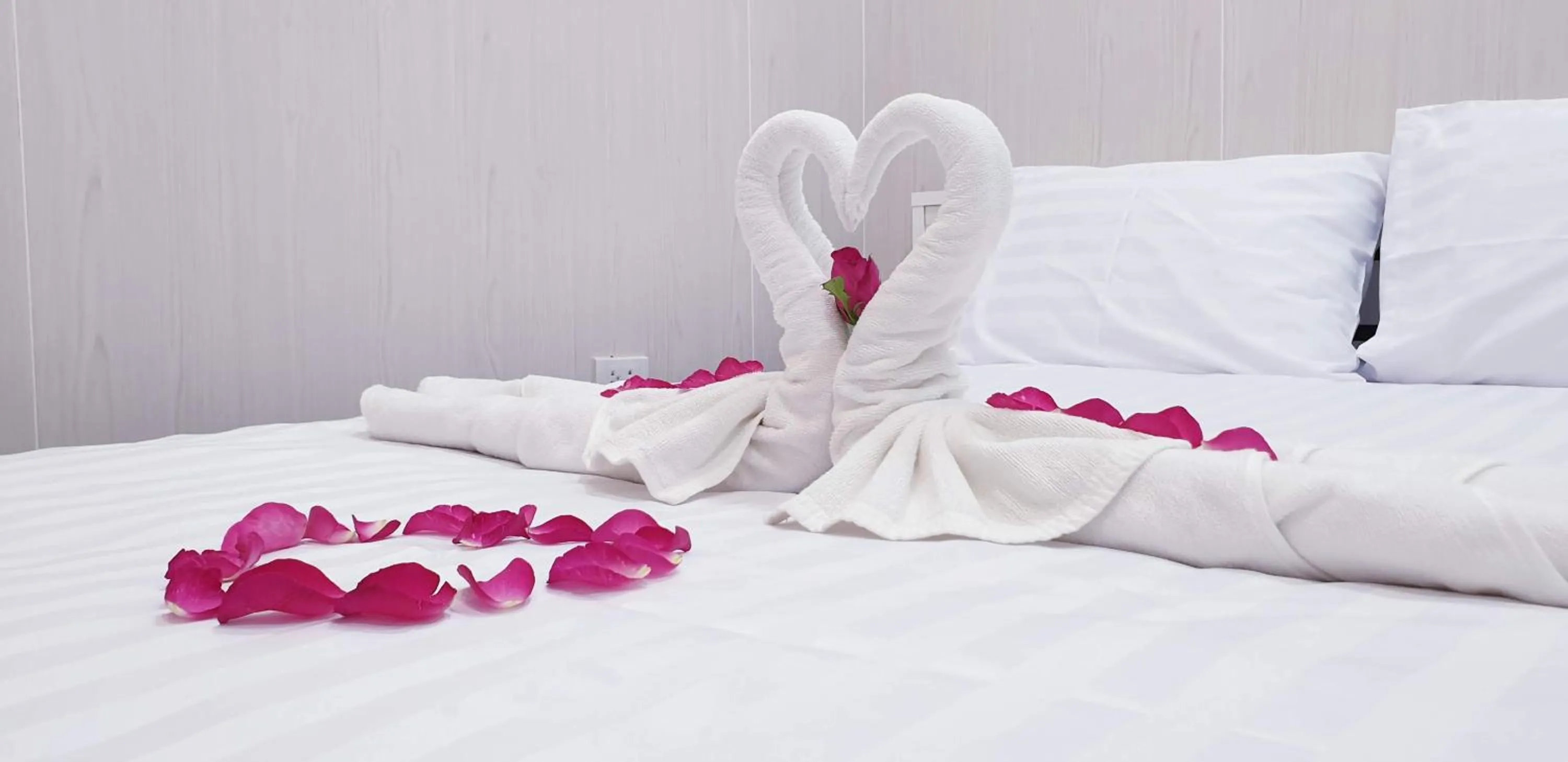 Bed in Baan Sasithorn Huahin