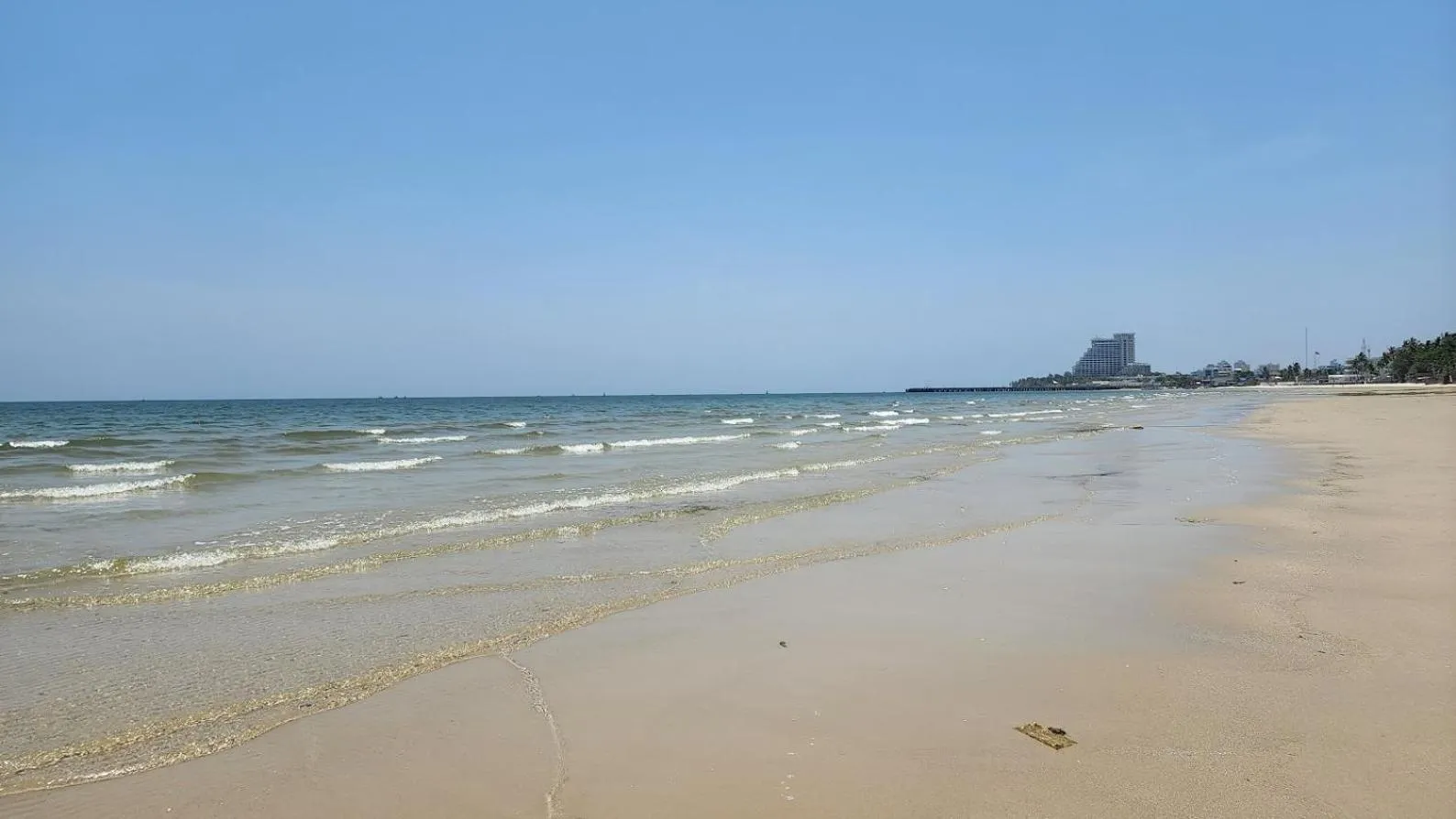 Baan Sasithorn Huahin