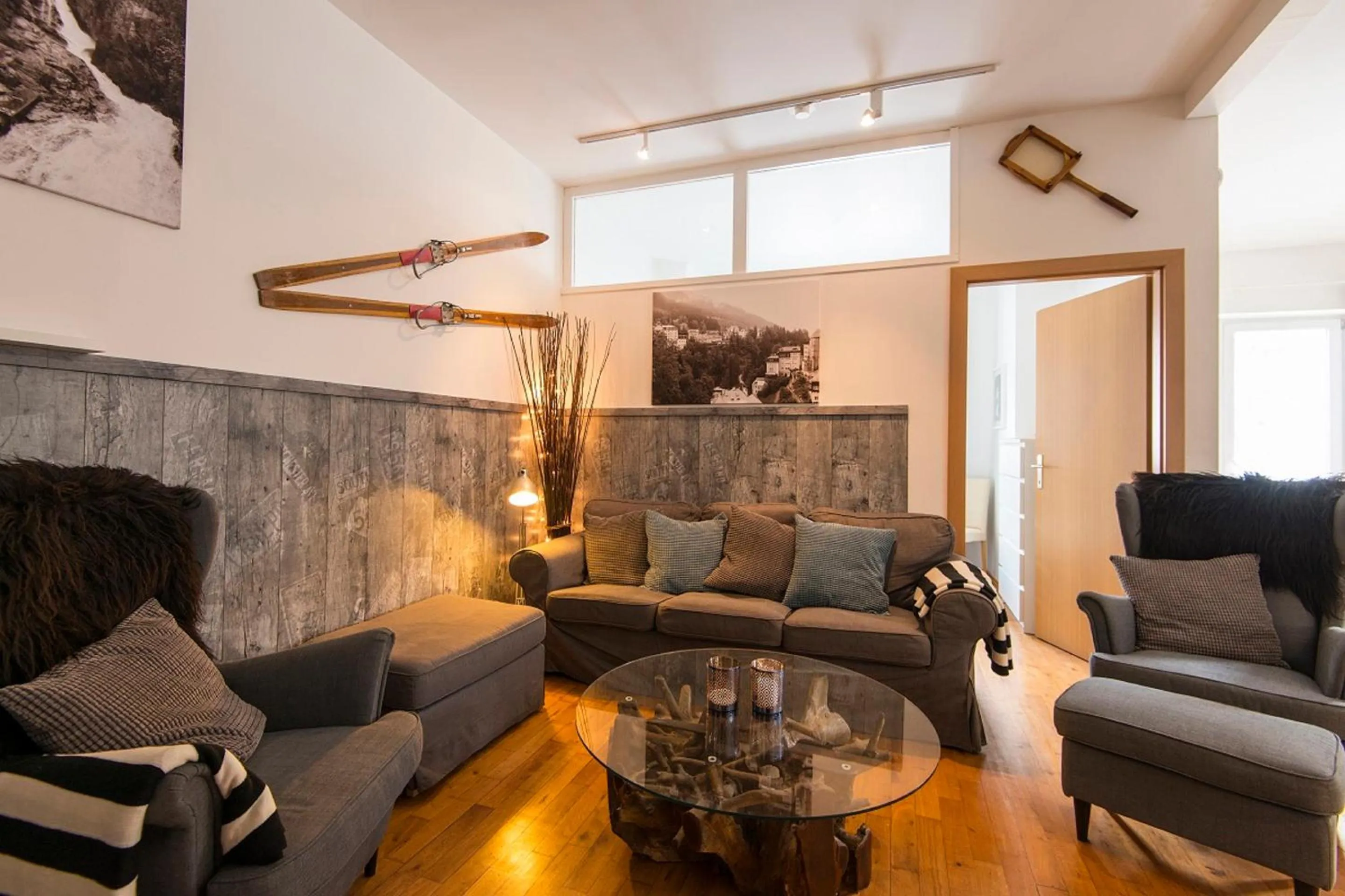 Living room in Residenz Lothringen by AlpenTravel