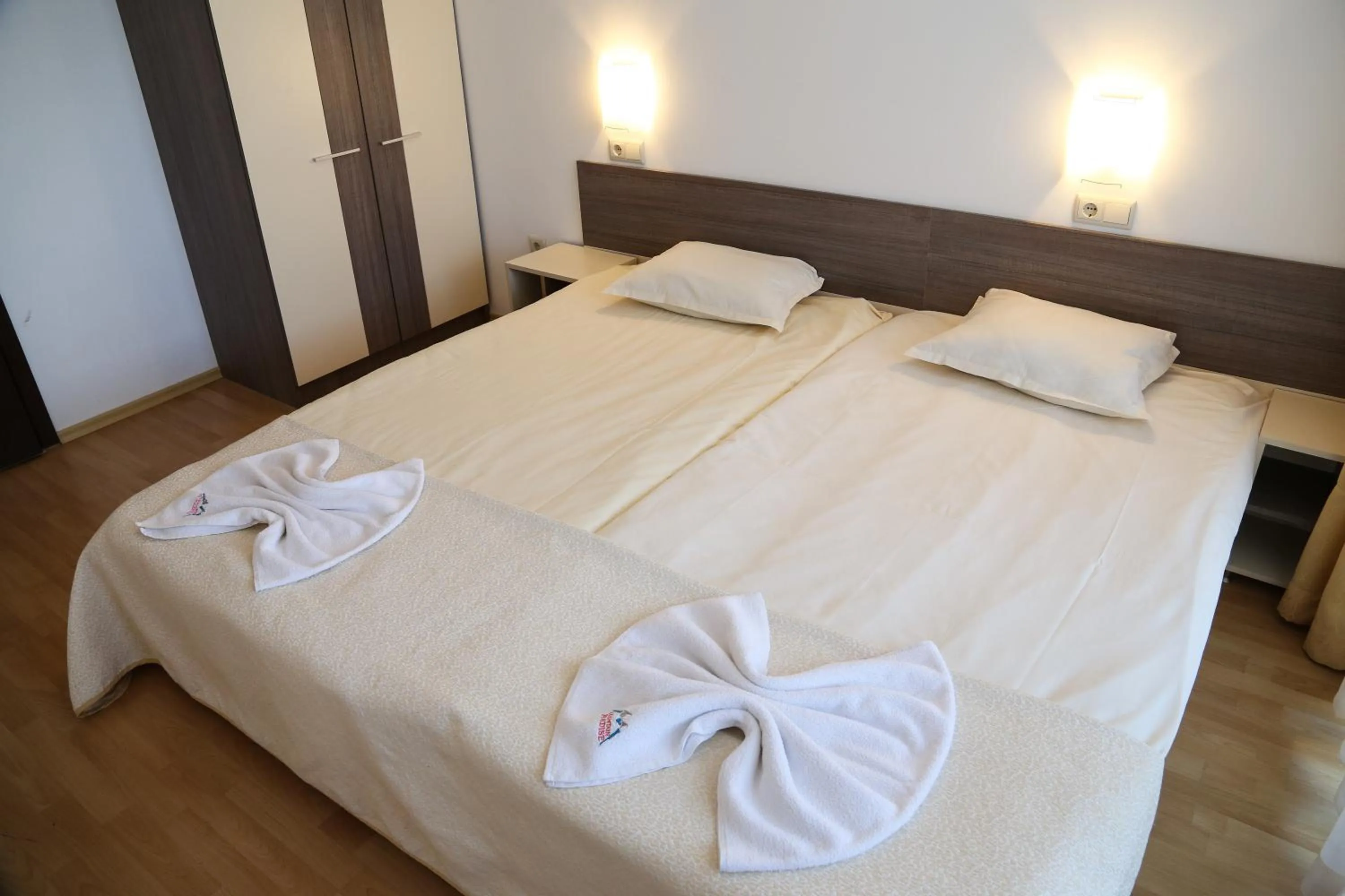 Bed in Mountain Paradise by the Walnut Trees - Free wellness