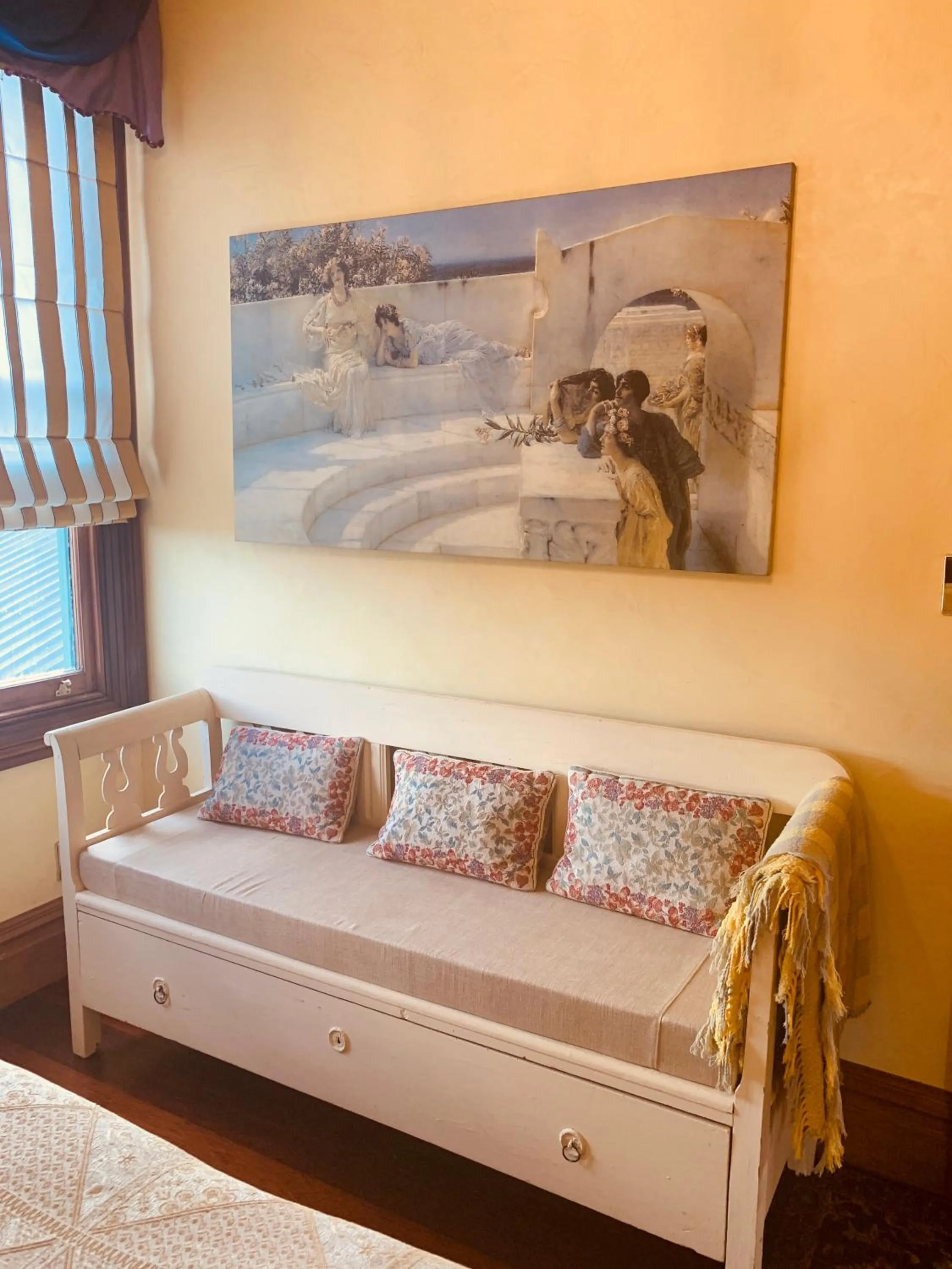 Bed in Tracy's Boutique B&B Farmstay