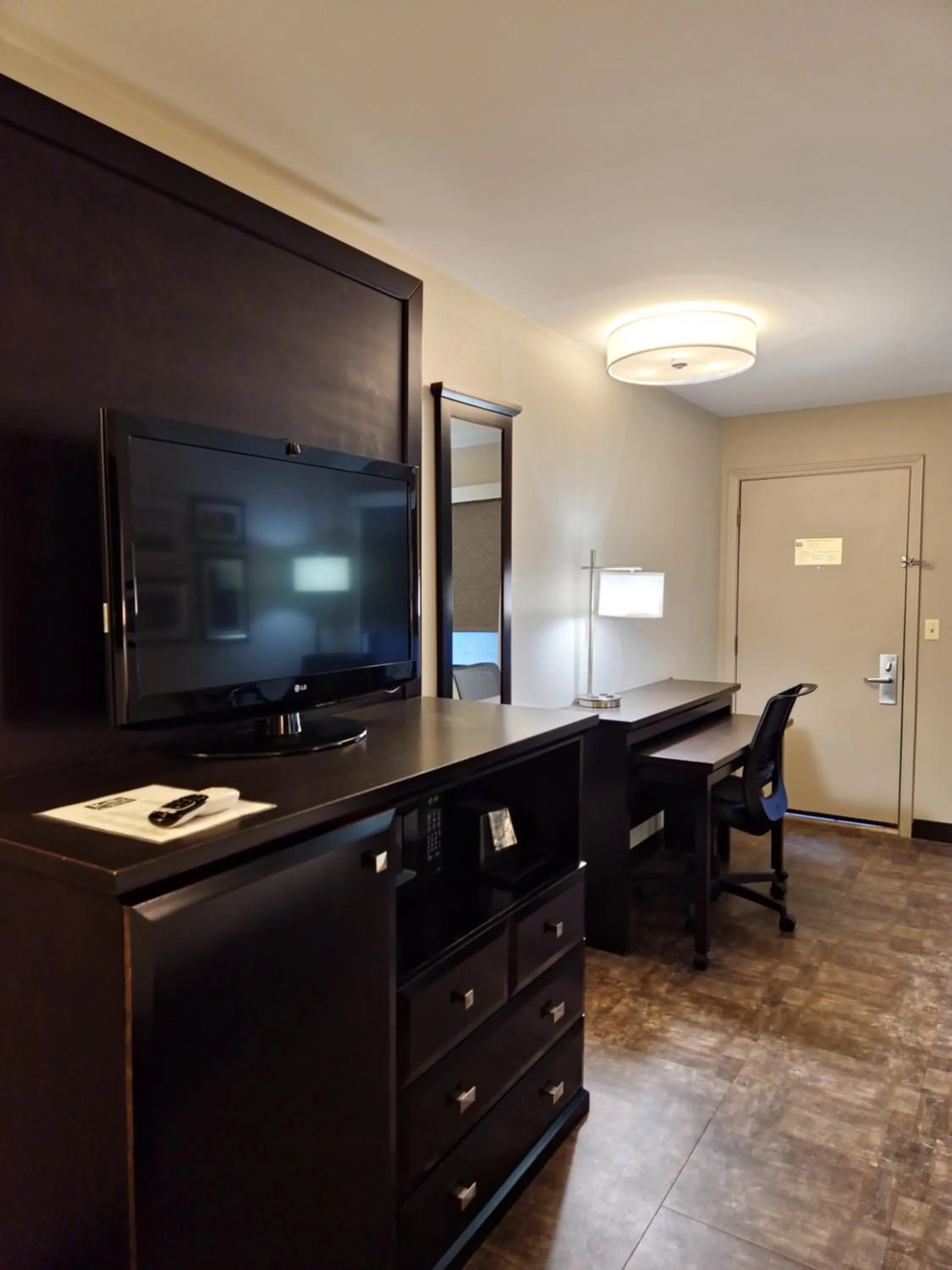 TV and multimedia in Kelly Inn Billings