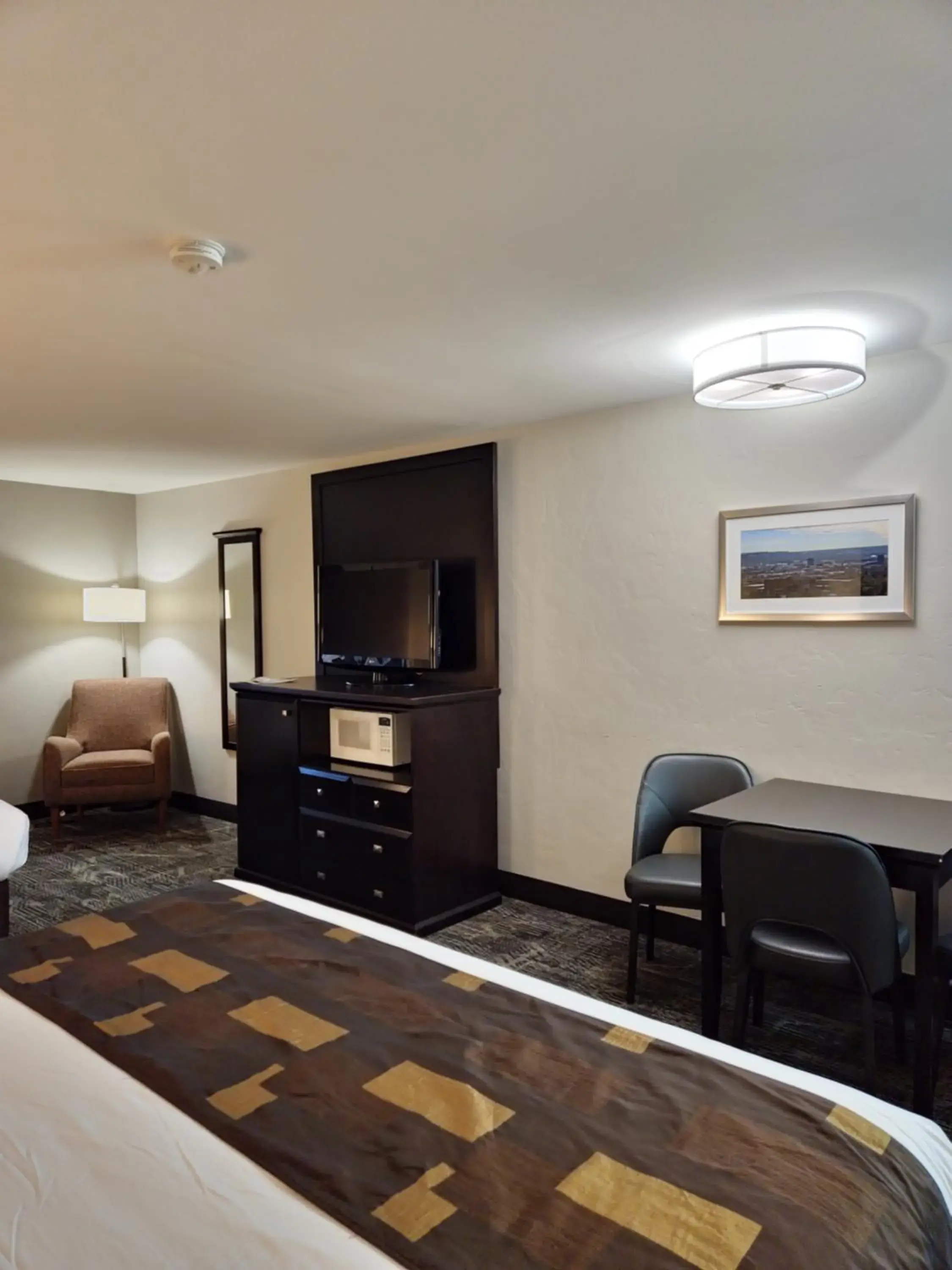 King Room with Two King Beds in Kelly Inn Billings King Room with Two King Beds in Kelly Inn Billings