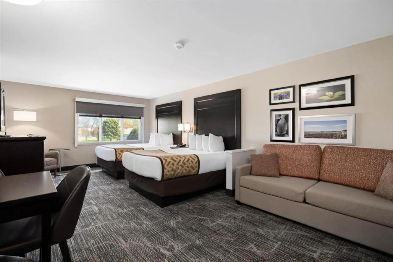 Bed in Kelly Inn Billings