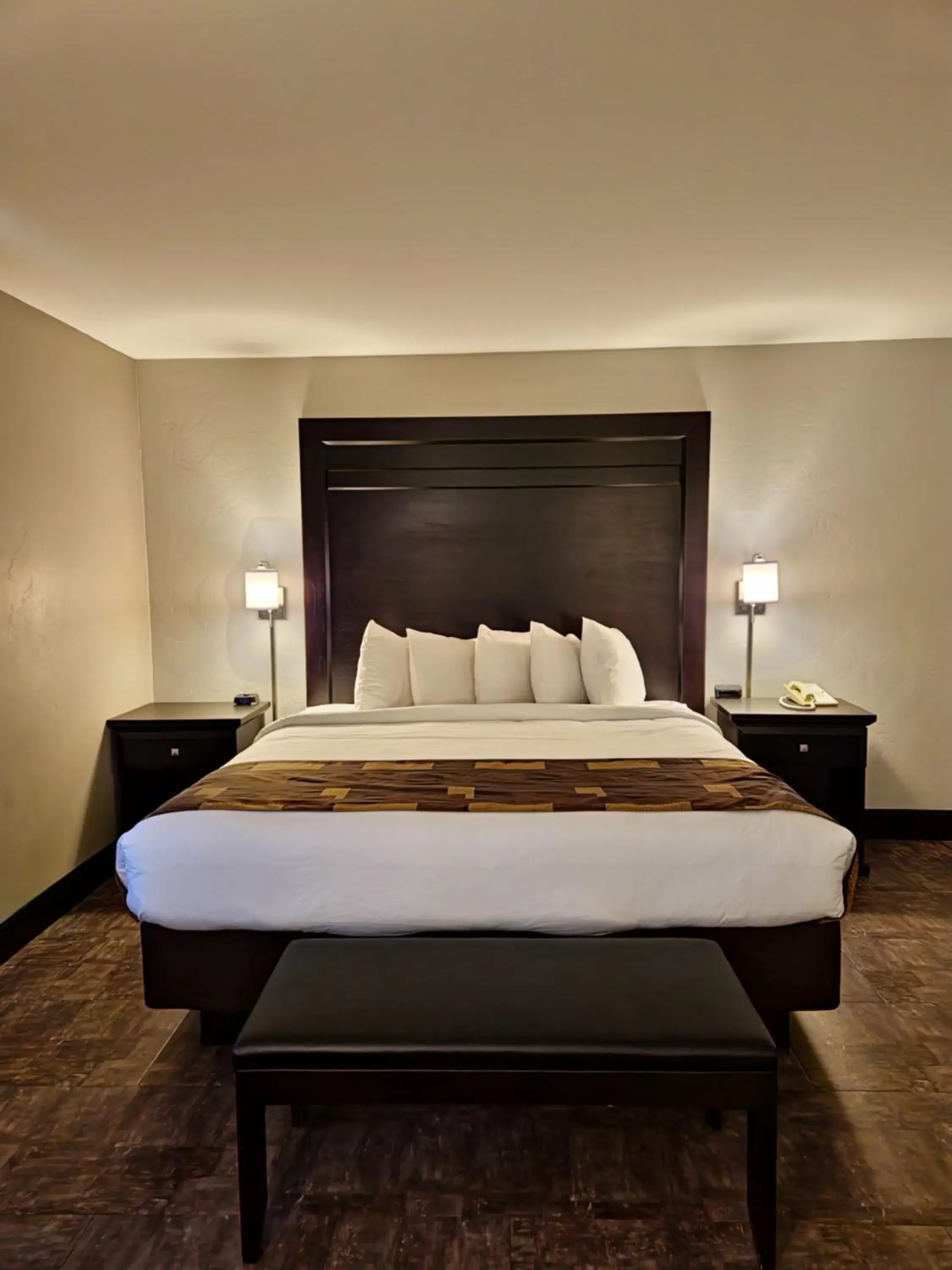 King Suite in Kelly Inn Billings King Suite in Kelly Inn Billings