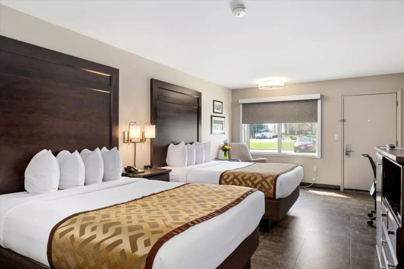 Bed in Kelly Inn Billings