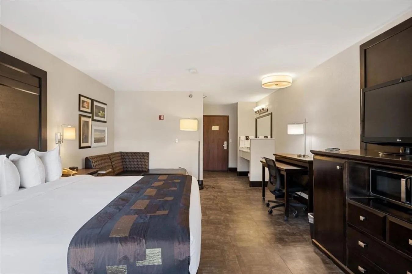 Bed in Kelly Inn Billings