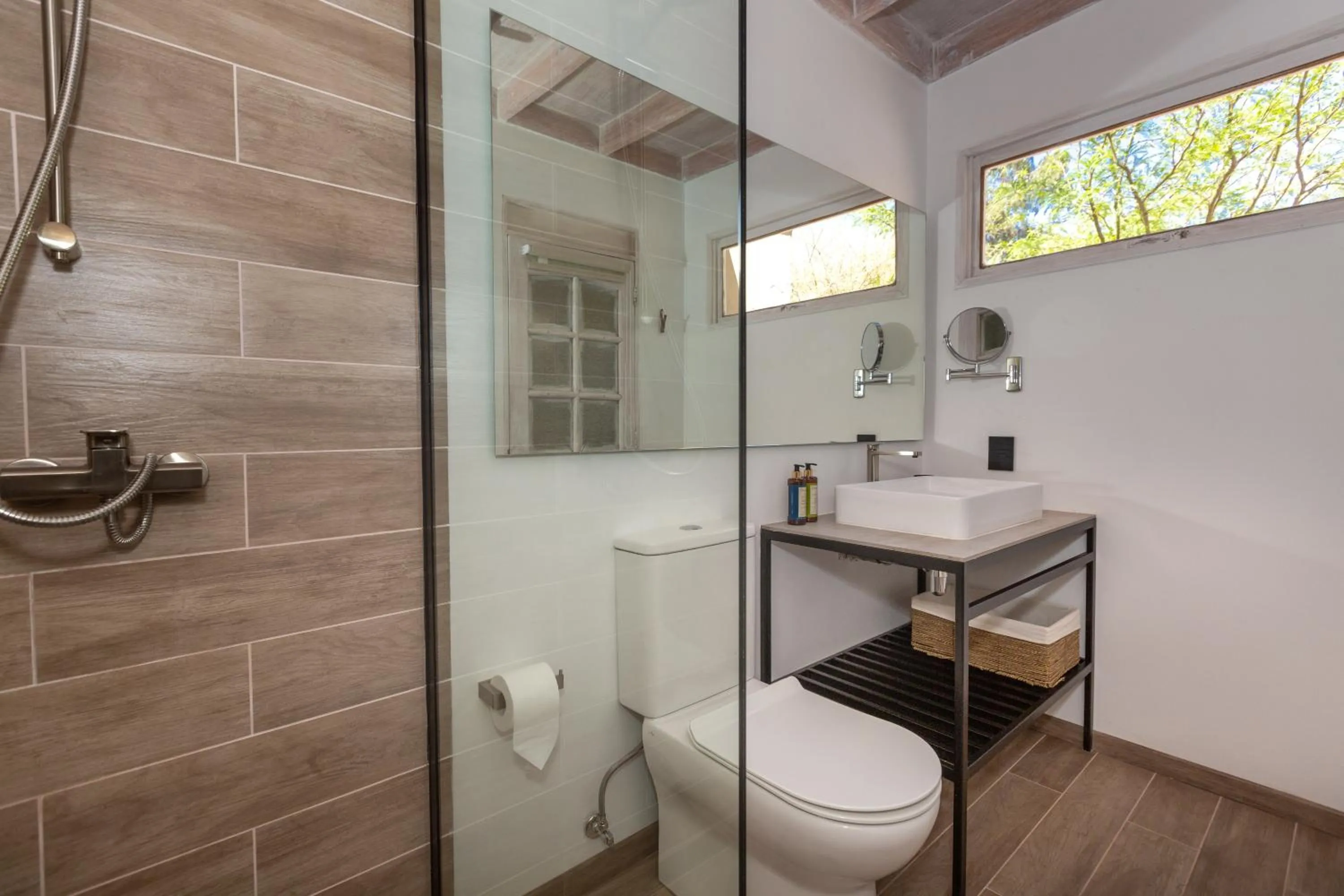 Shower in Casa Solcor Boutique Bed & Breakfast