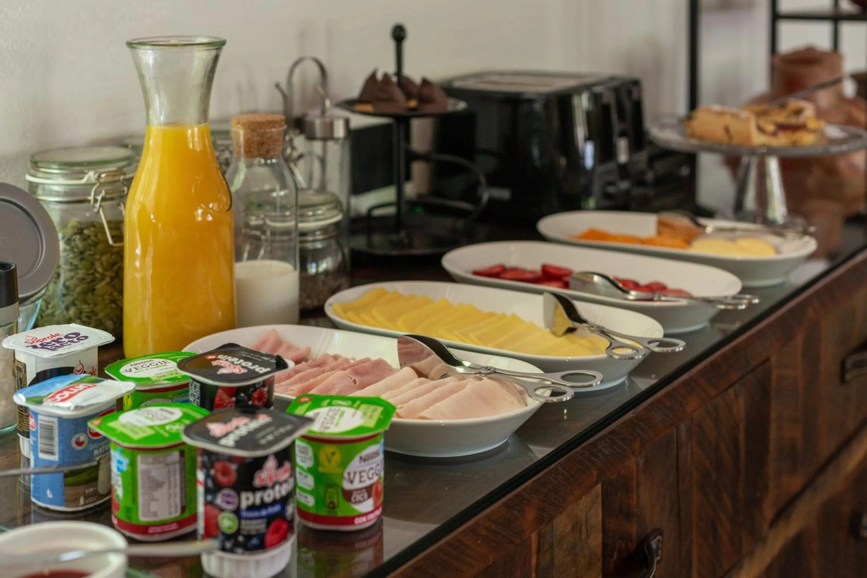 Buffet breakfast in Casa Solcor Boutique Bed & Breakfast
