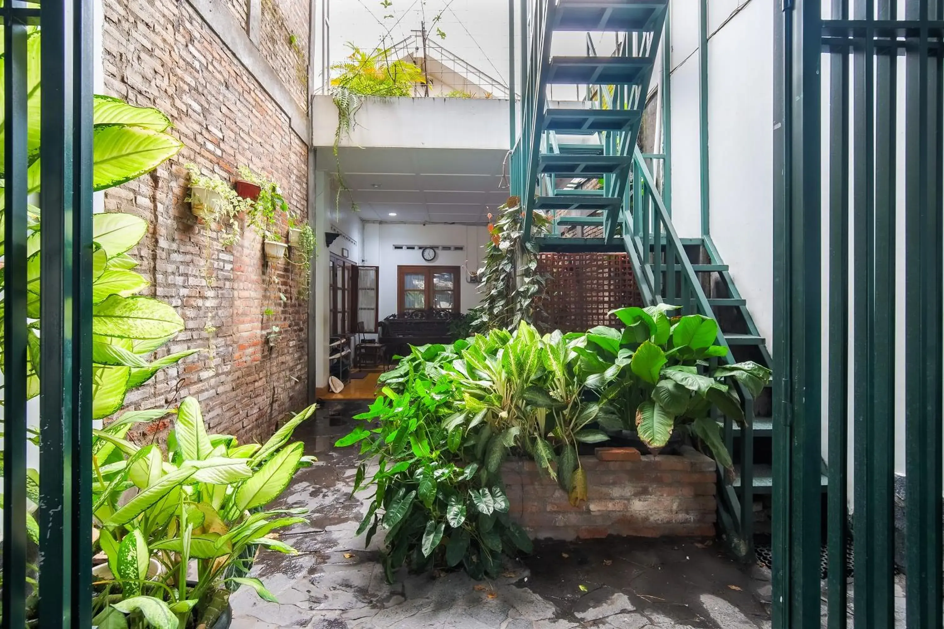 Property building in Omah Gerjen 29 Property building in Omah Gerjen 29