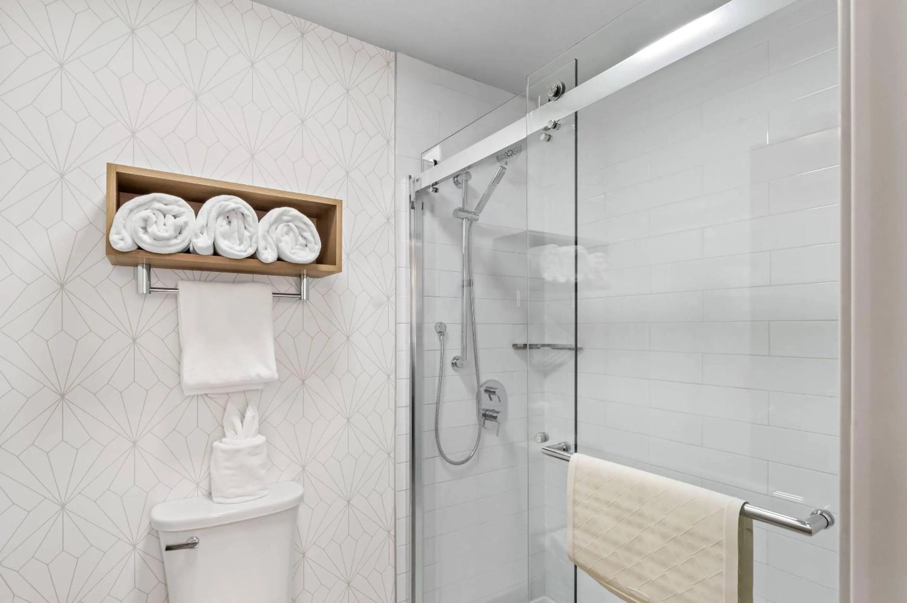 Bedroom in Radisson Hotel Portland Airport