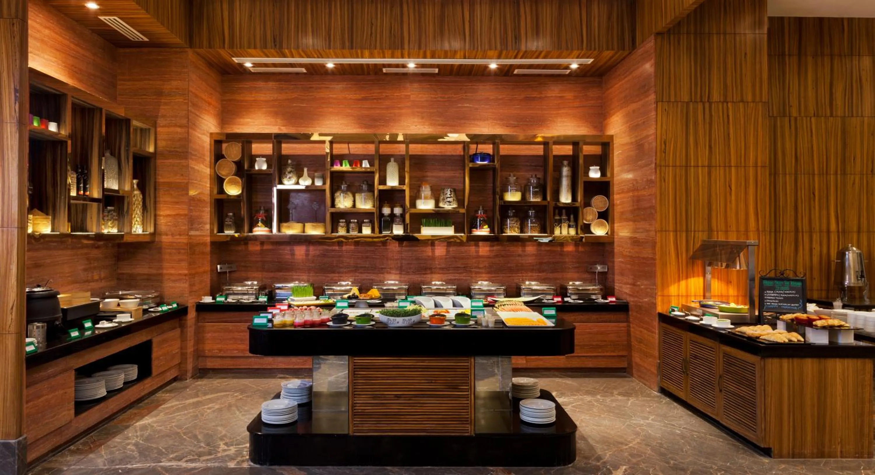 Food and drinks in Lemon Tree Hotel, Sector 68, Sohna Road, Gurugram