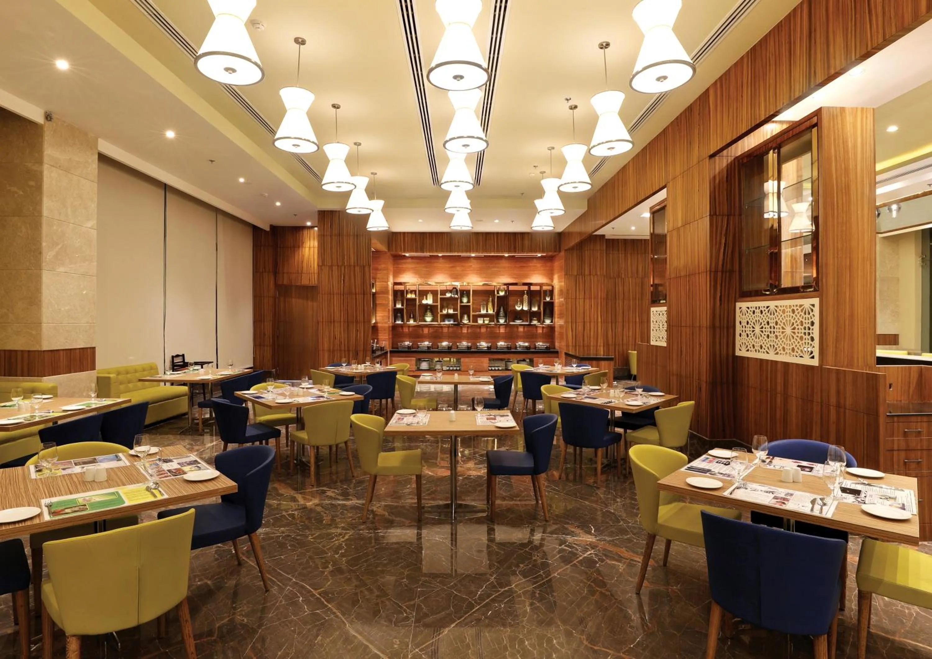 Restaurant/places to eat in Lemon Tree Hotel, Sector 68, Sohna Road, Gurugram