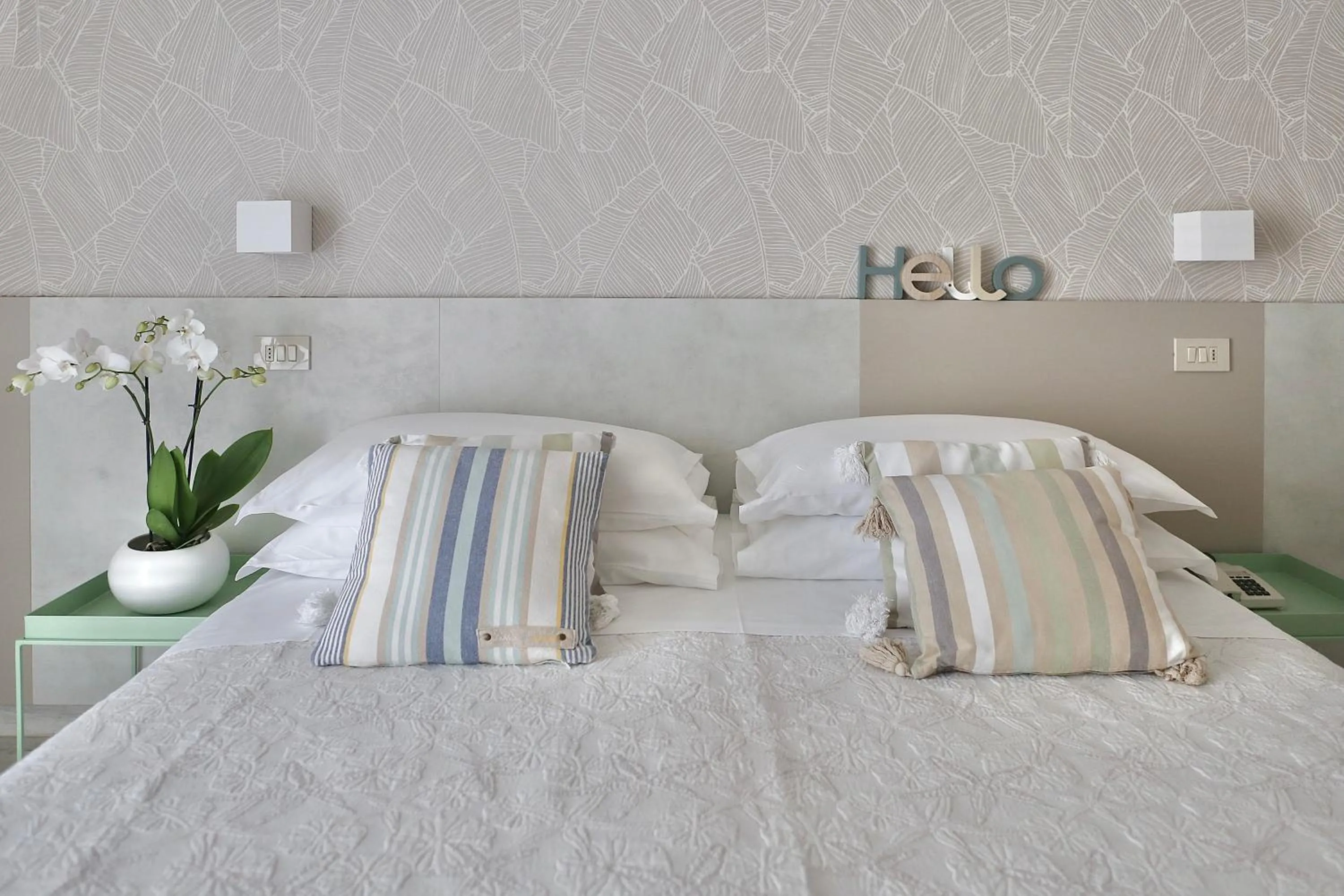 Bed in Hotel Flora