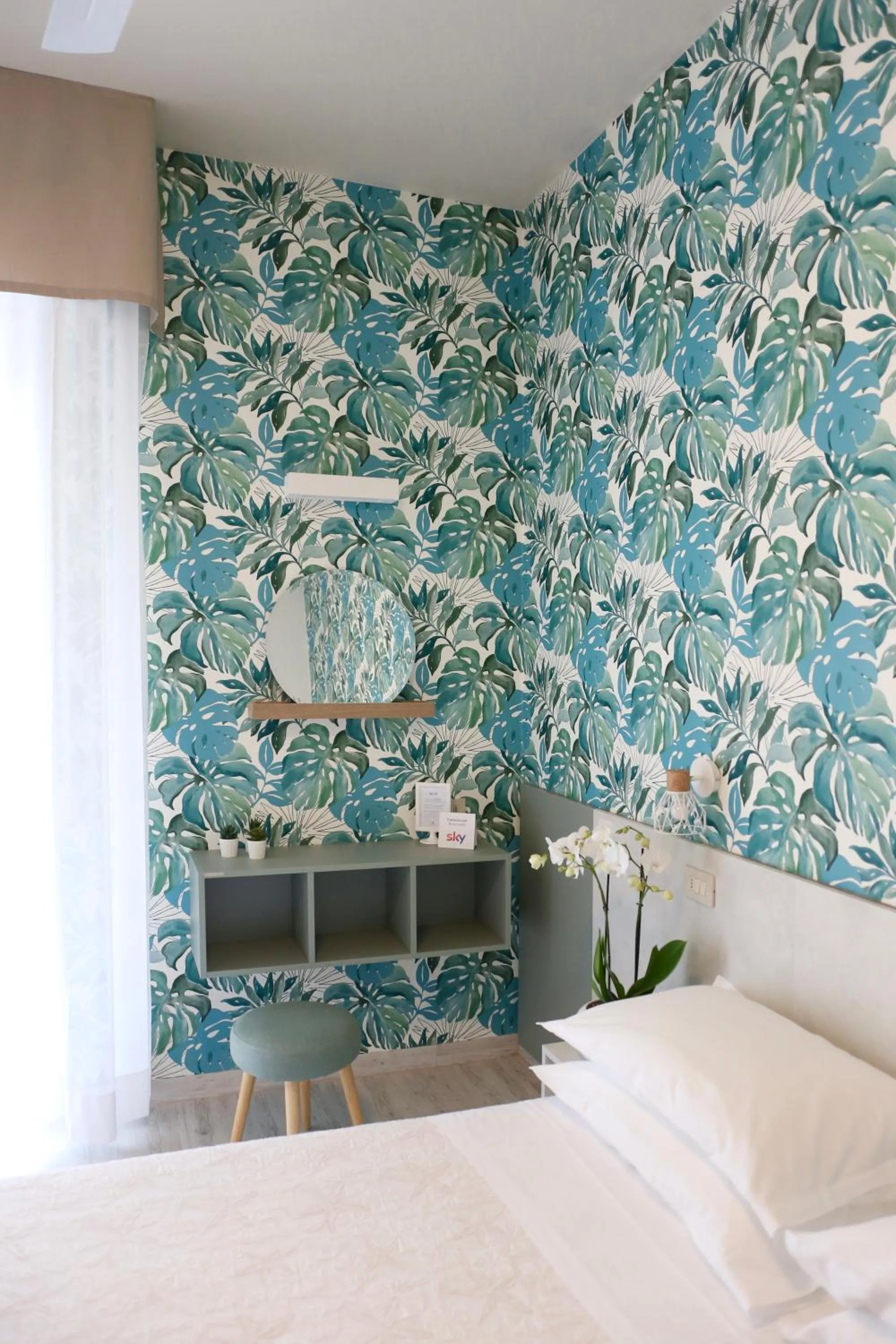 Decorative detail, Bed in Hotel Flora