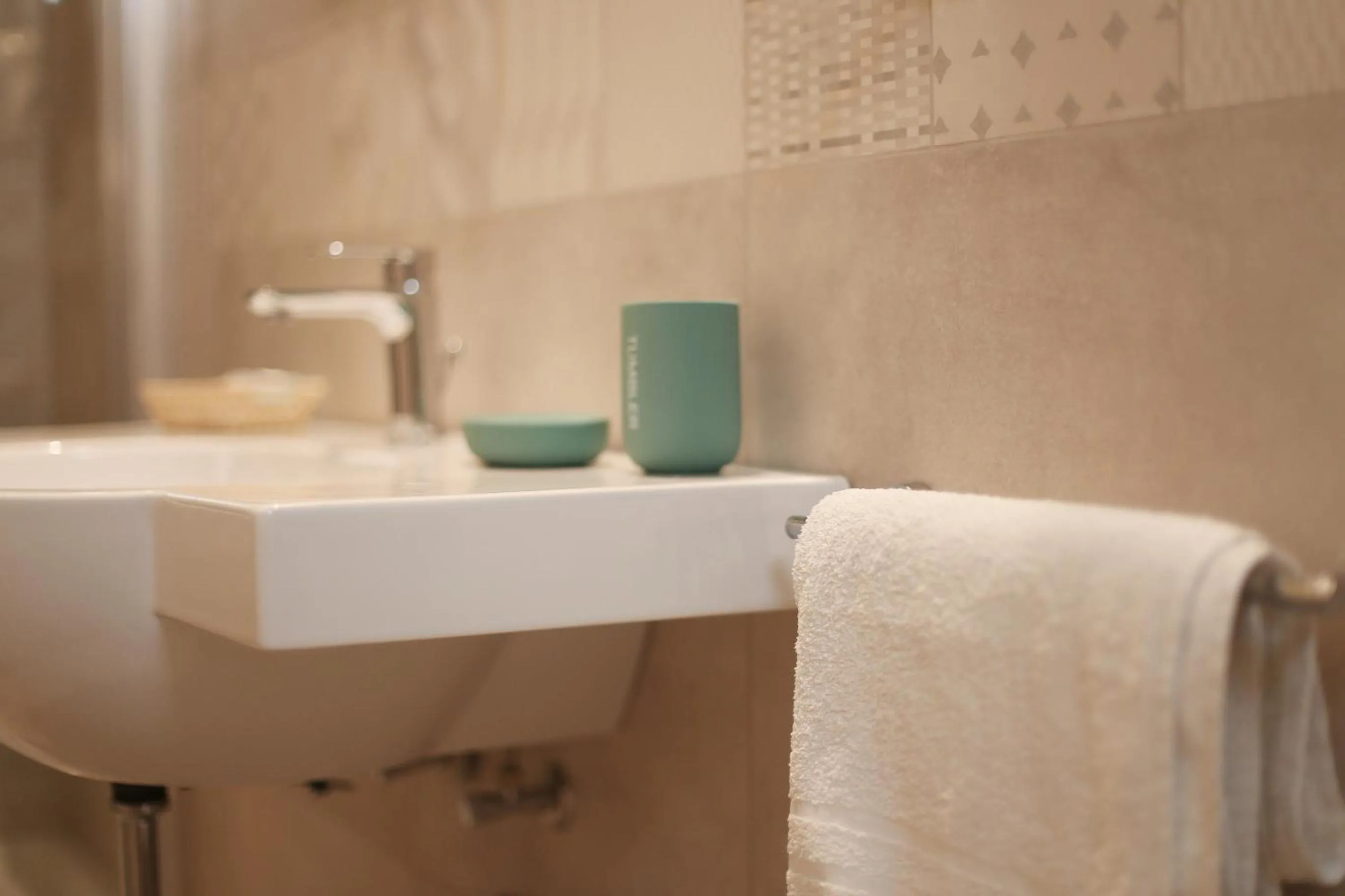 Bathroom in Hotel Flora
