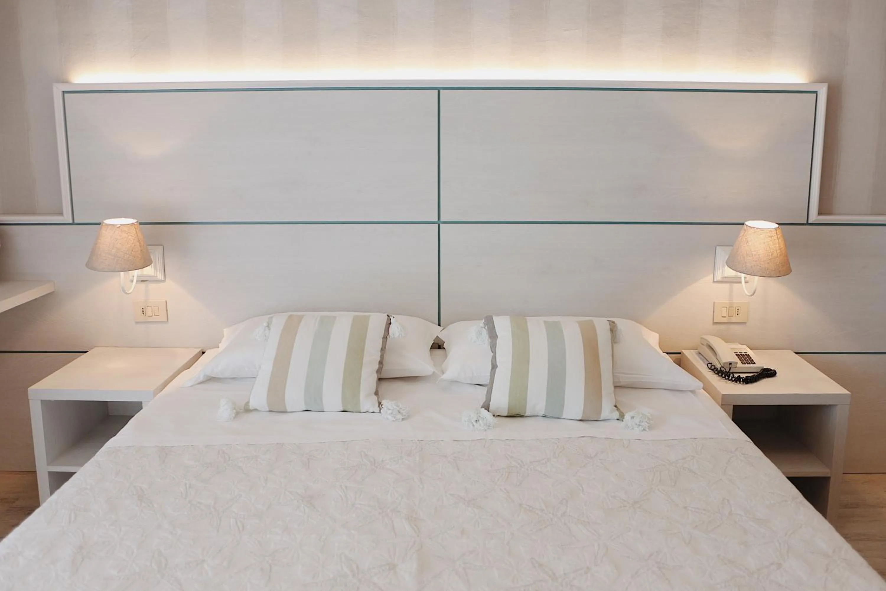 Bed in Hotel Flora