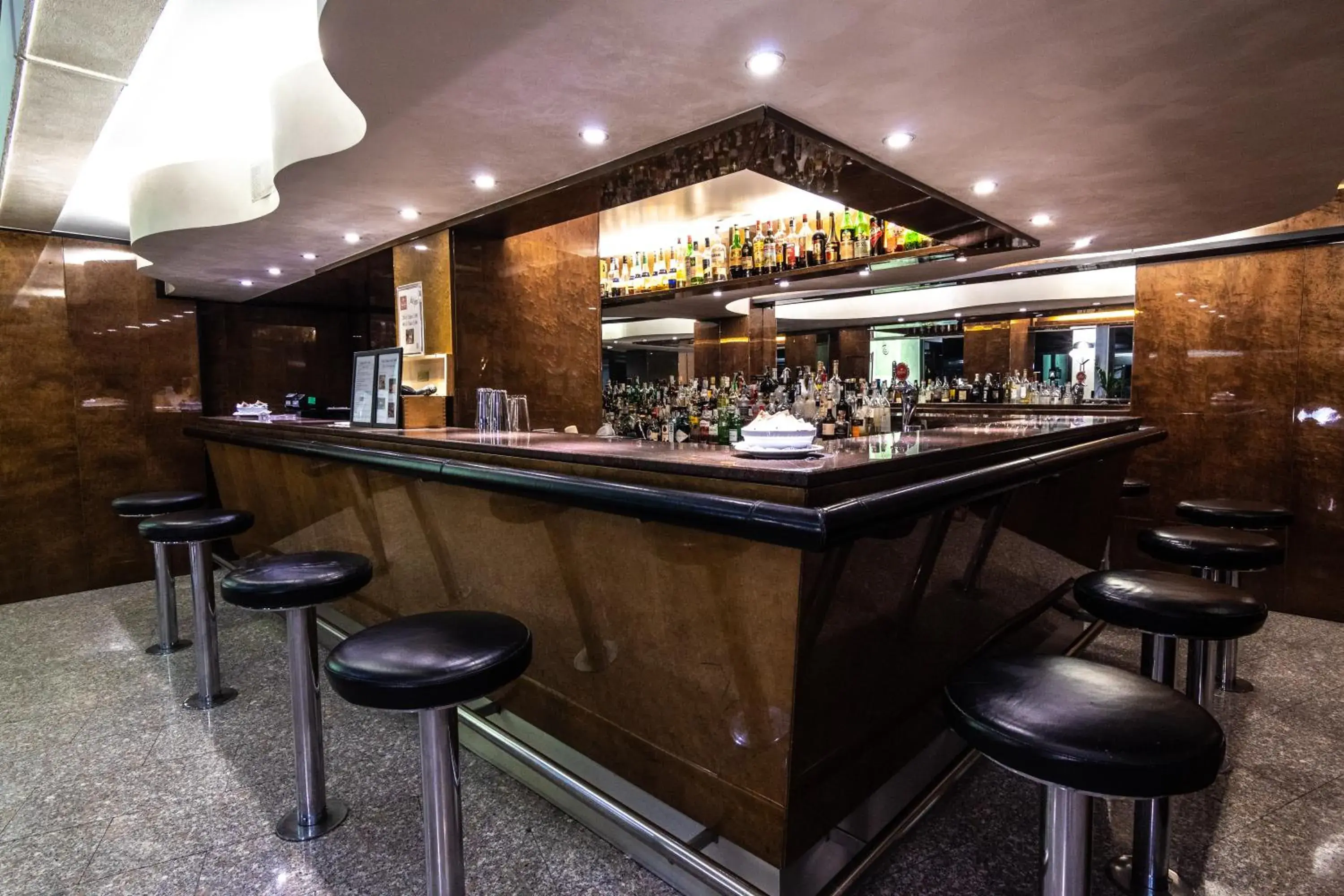 Lounge or bar in Hotel Concorde Lounge or bar in Hotel Concorde