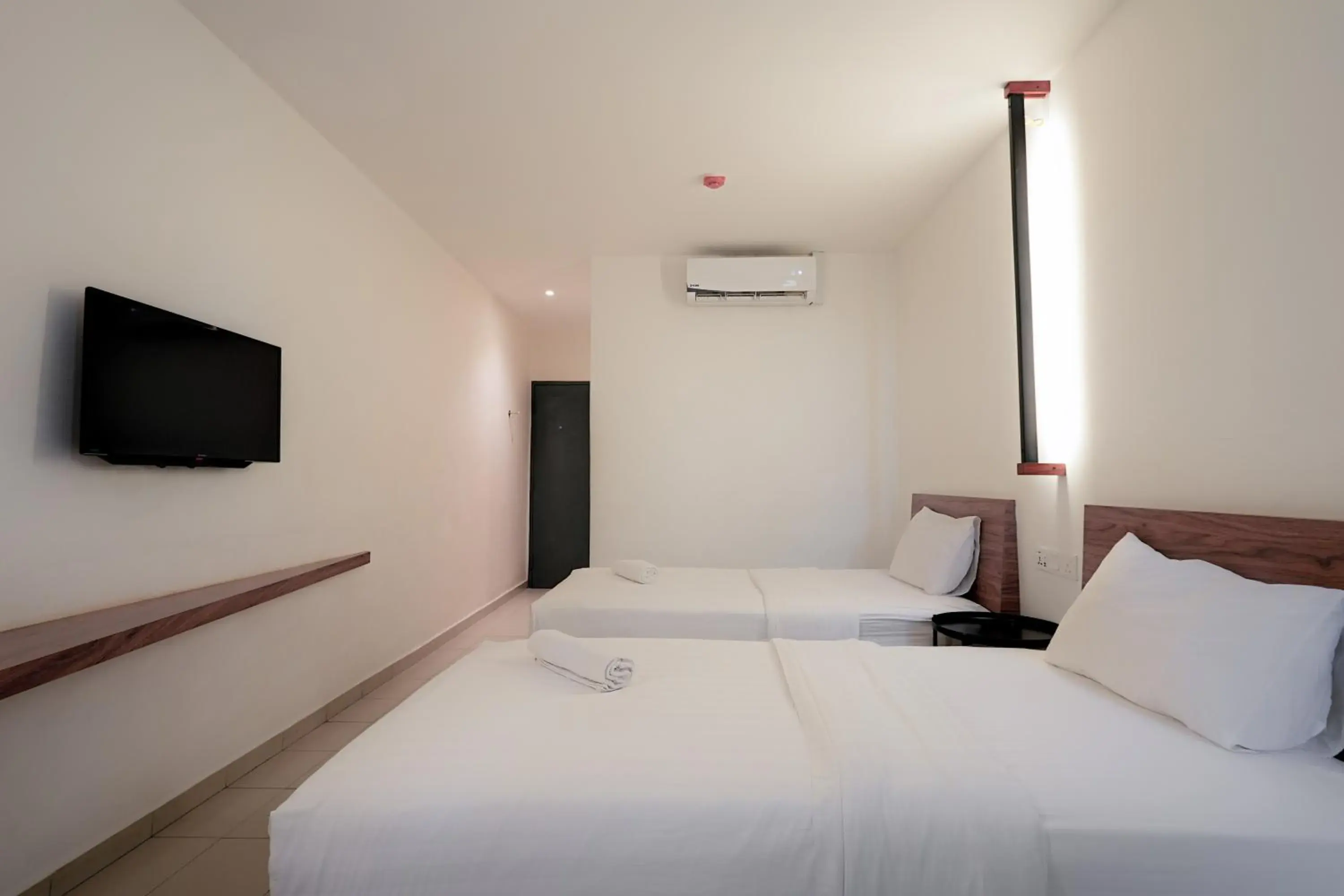 Standard Twin Room in T Hotel Anggerik Standard Twin Room in T Hotel Anggerik