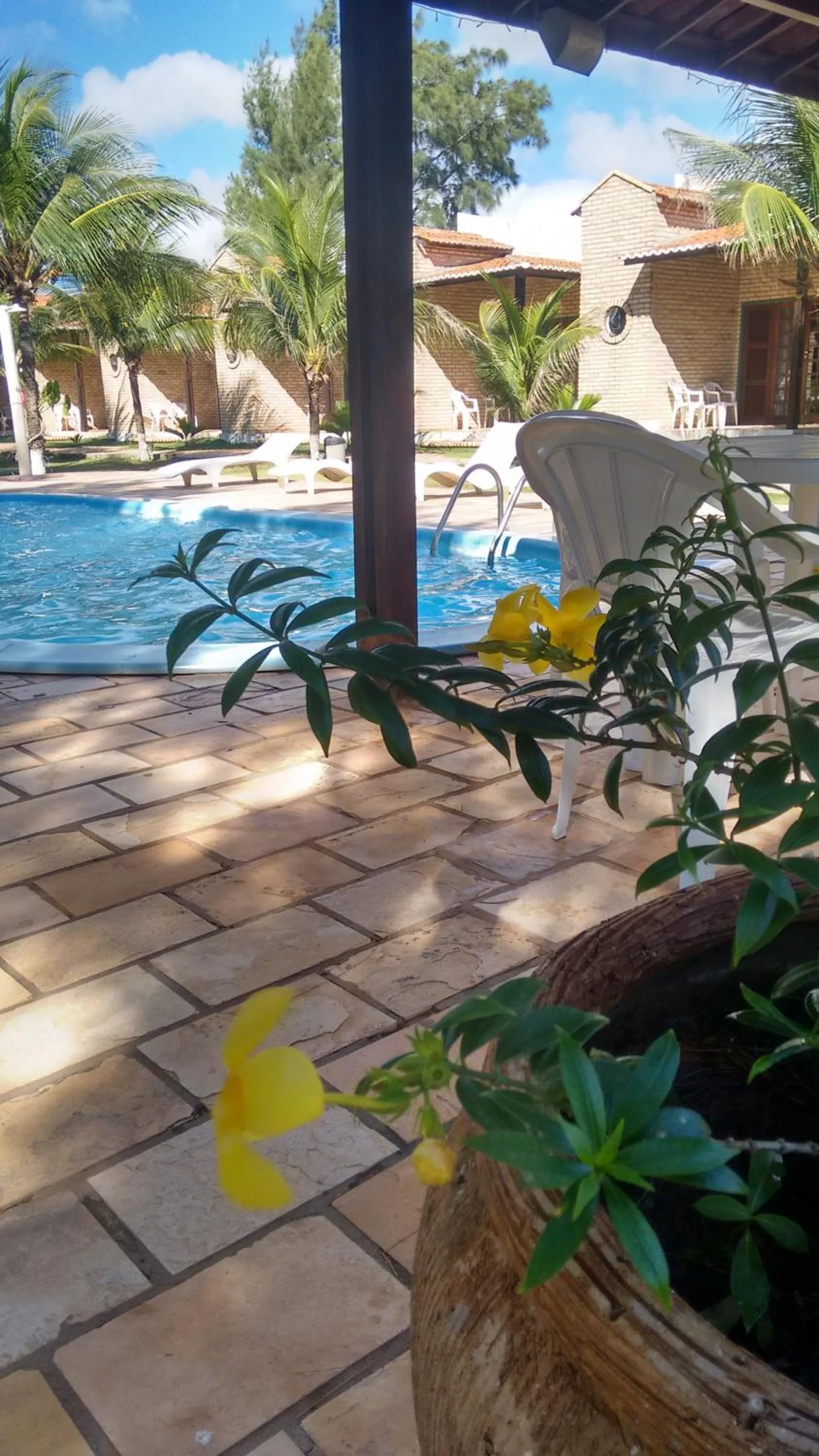 Swimming pool in Pousada 7 Mares