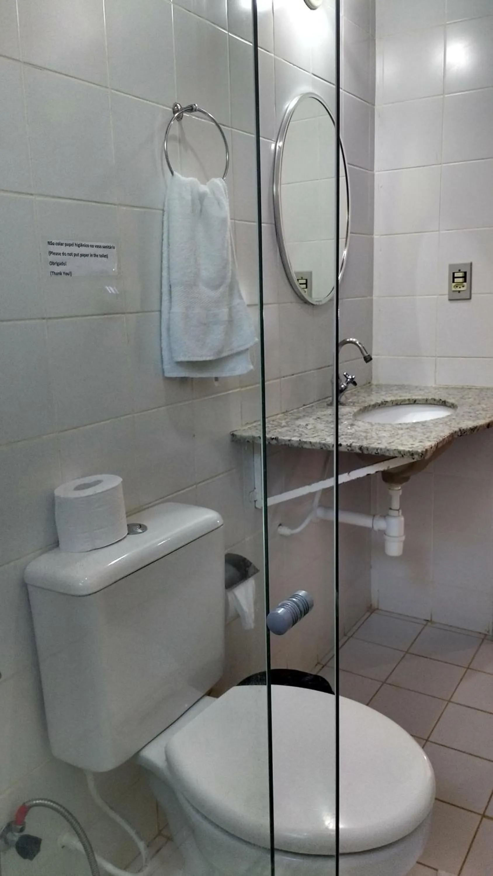 Toilet in Pousada 7 Mares