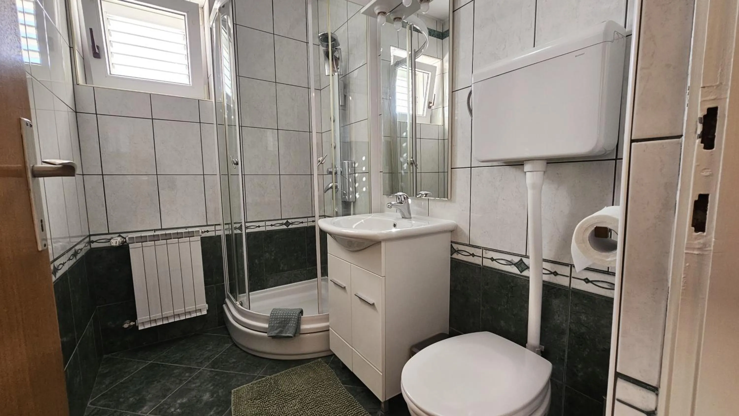 Adria Apartments and Rooms