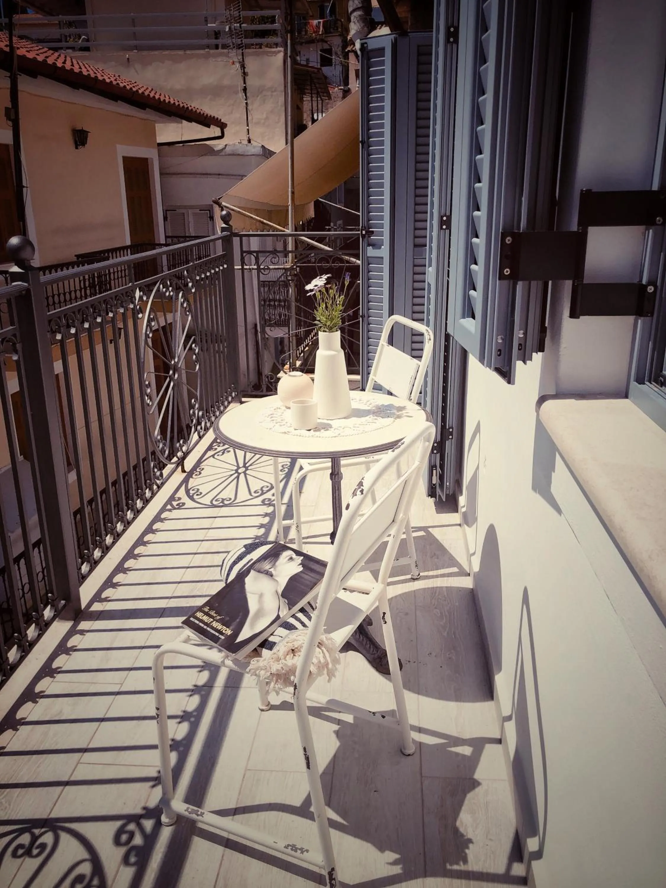 Restaurant/places to eat in Hotel Acropol