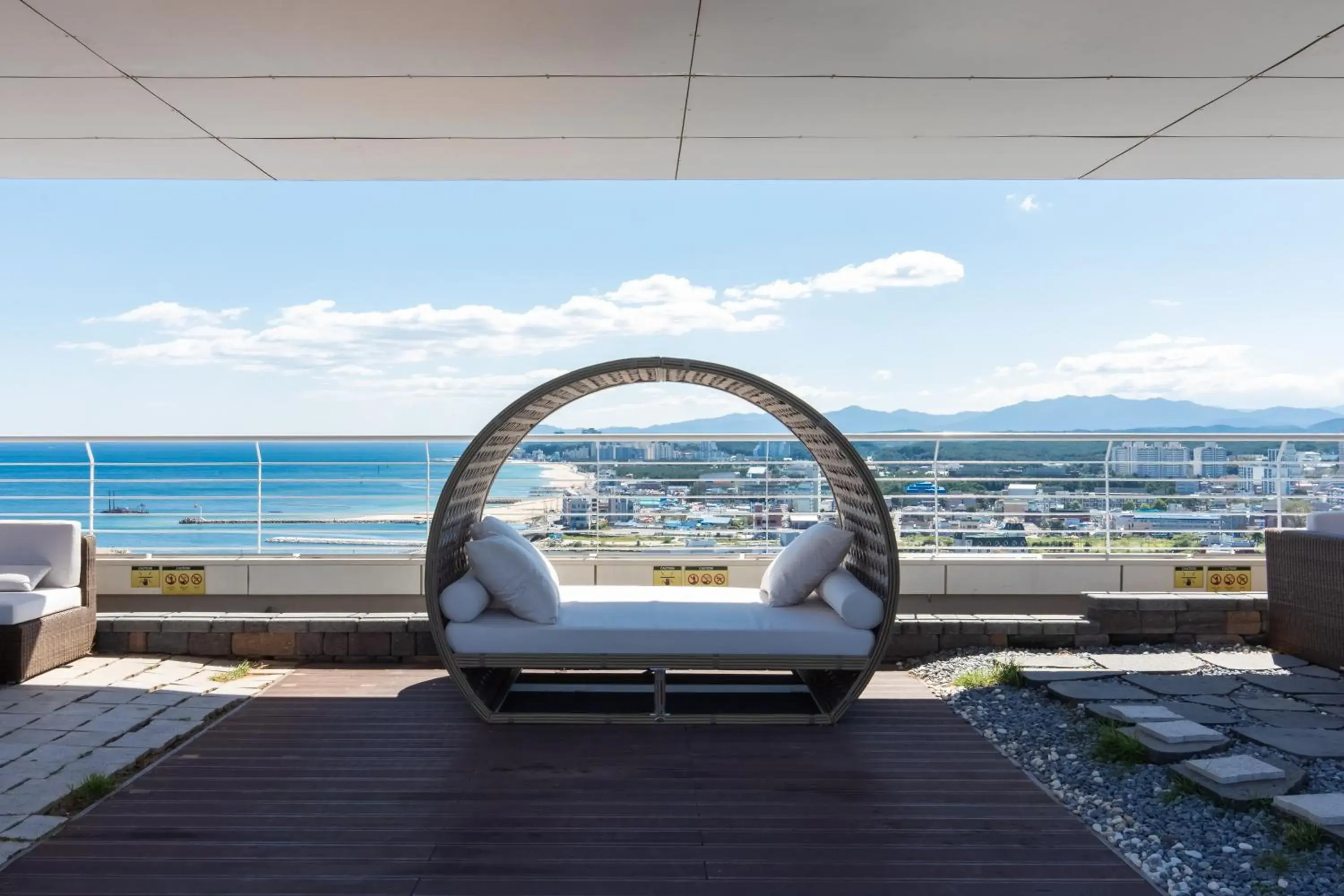 Property building in SL Hotel Gangneung Property building in SL Hotel Gangneung