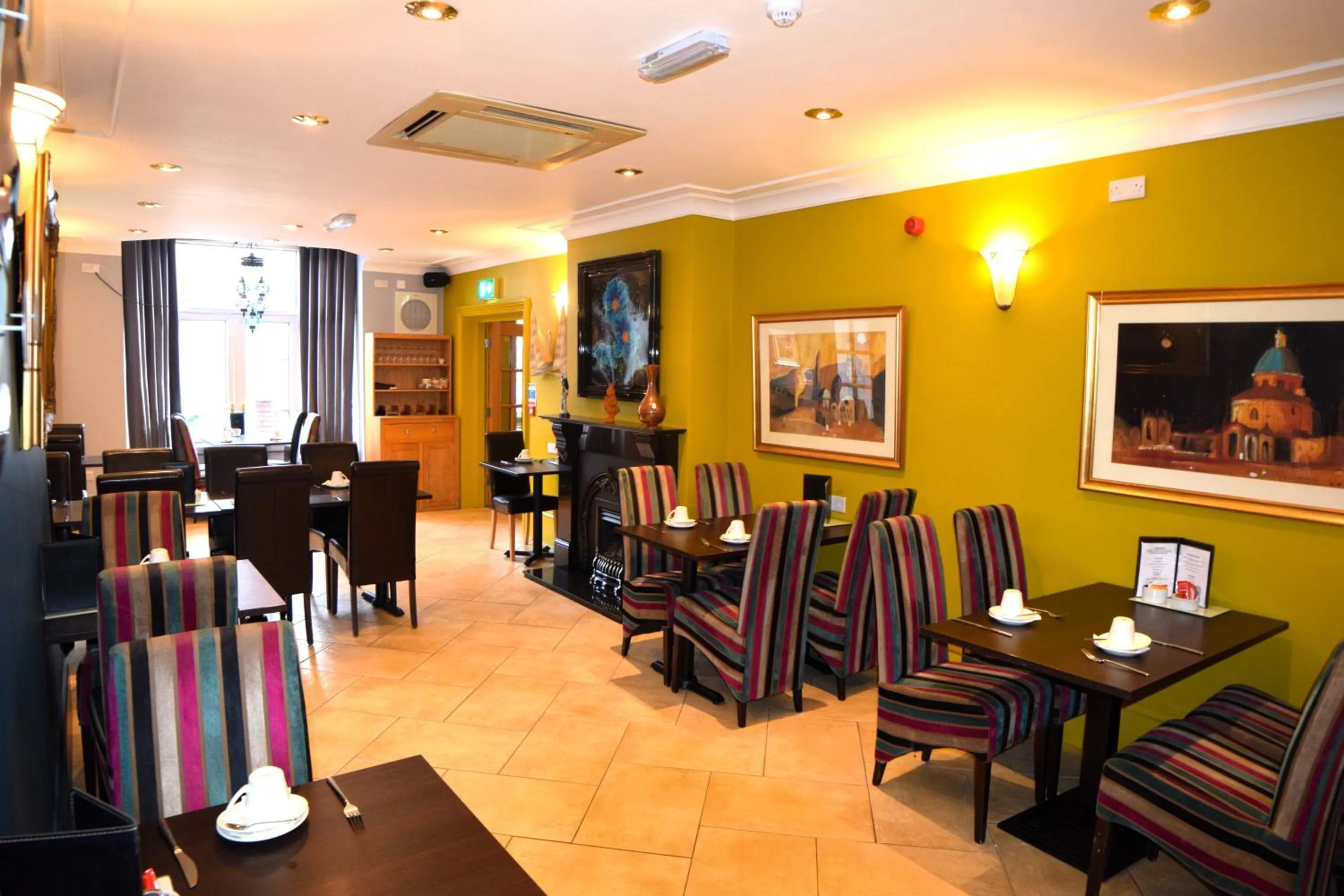 Breakfast in Dovedale Hotel and Restaurant