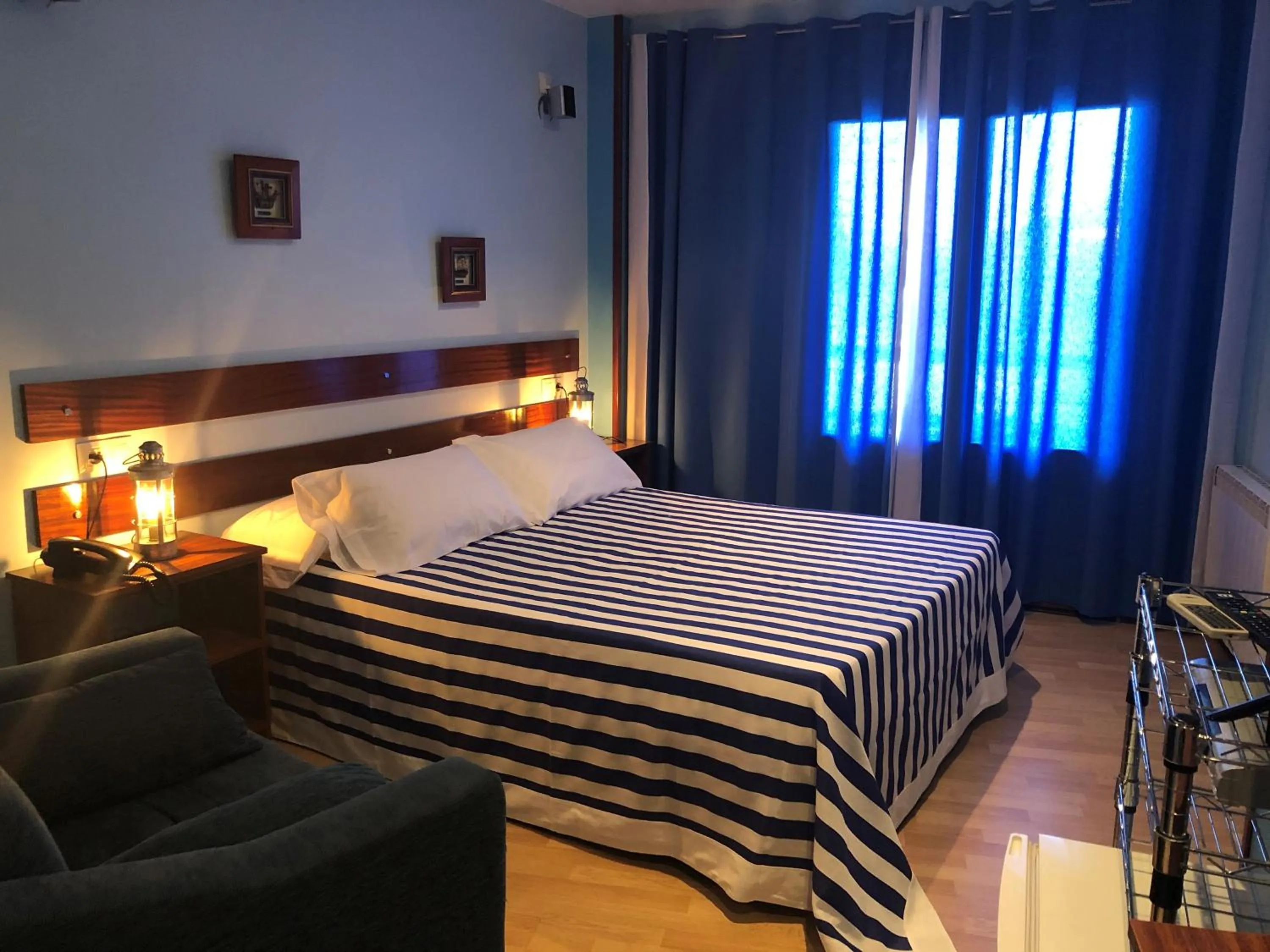 Balcony/Terrace, Bed in Hotel A. G. Porcillan