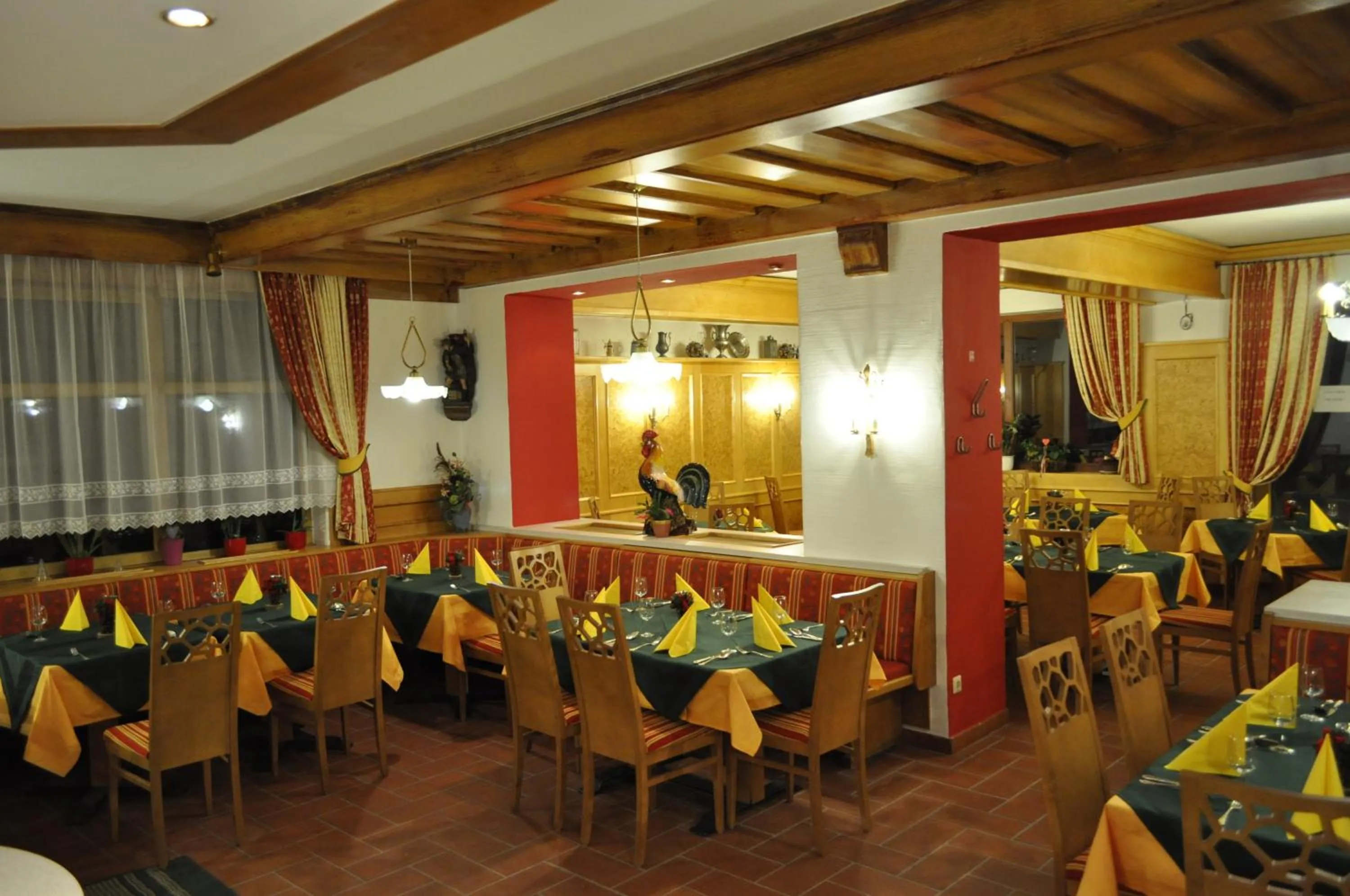 Restaurant/places to eat in Hotel Wagner