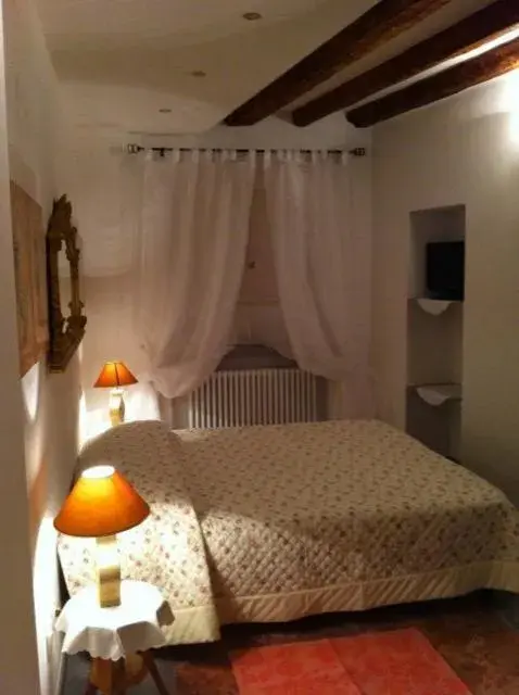 Bedroom, Bed in La Castellana Loft Hotel