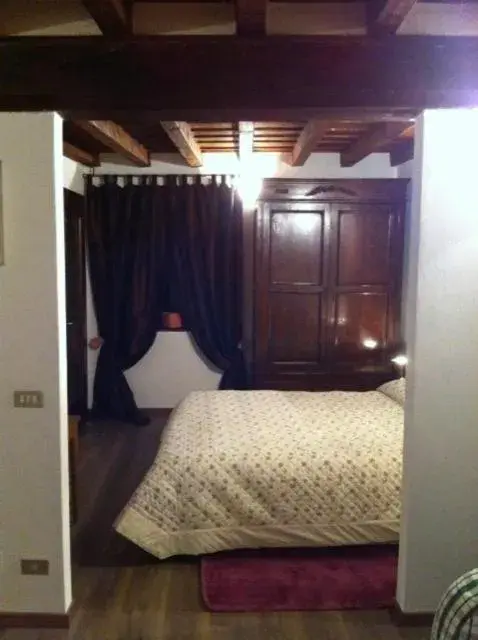 Bedroom, Bed in La Castellana Loft Hotel