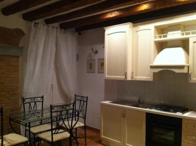 Dining area, Kitchen/Kitchenette in La Castellana Loft Hotel
