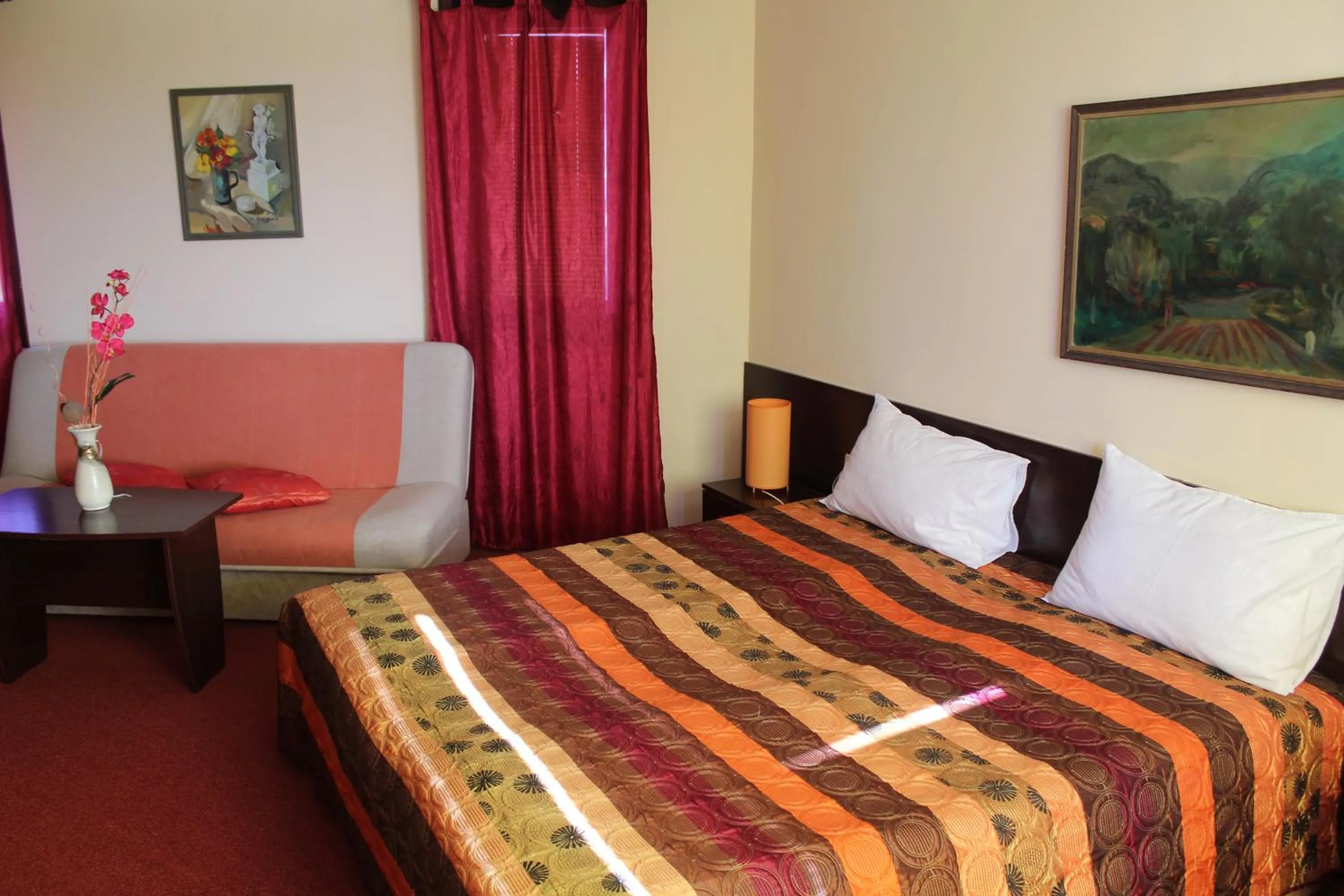 Bathroom, Bed in Family hotel Elena