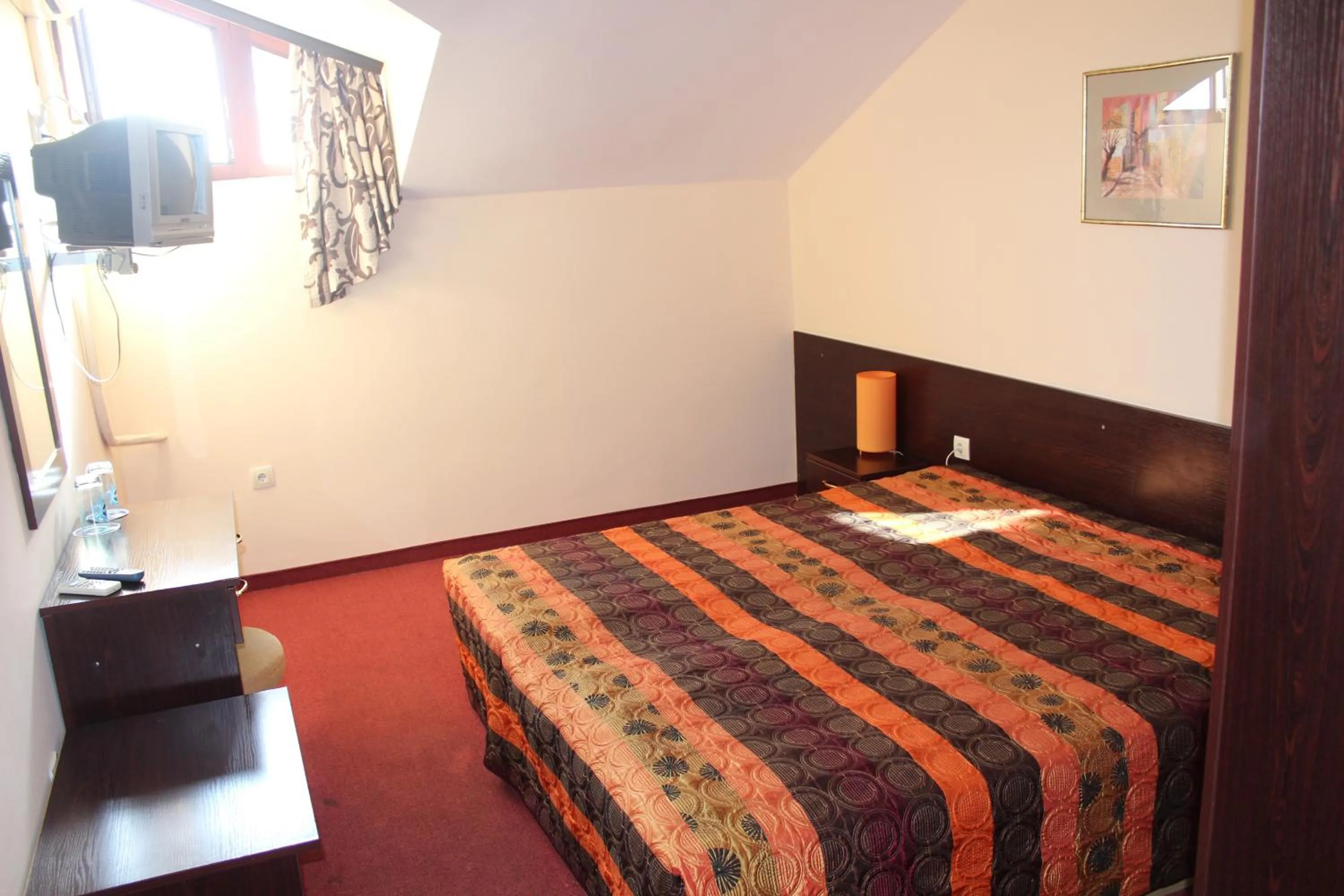 Photo of the whole room, Bed in Family hotel Elena