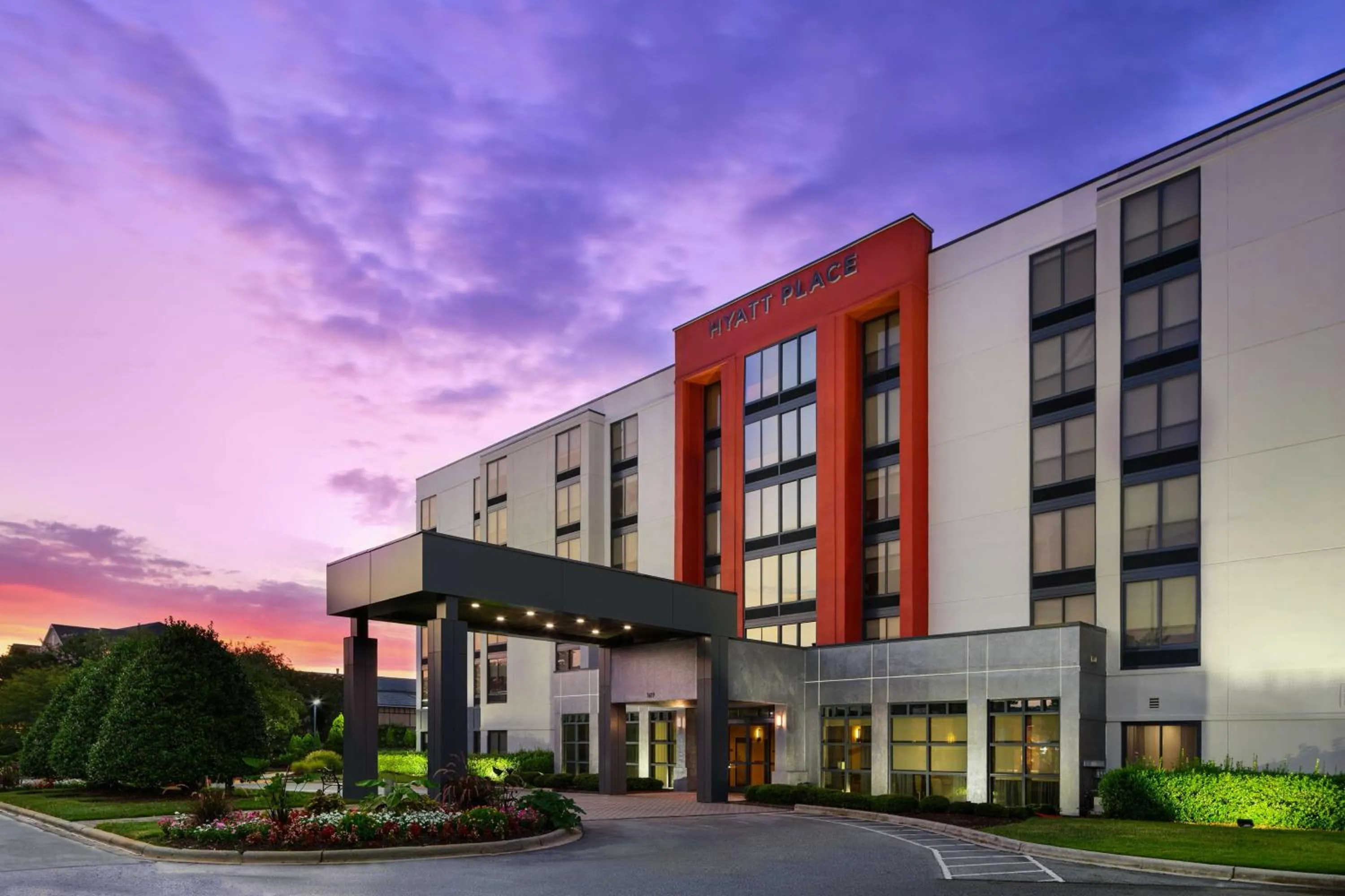 Property building in Hyatt Place Greensboro