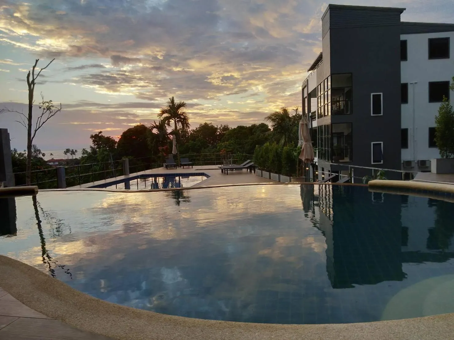 On site in White Flower Lanta