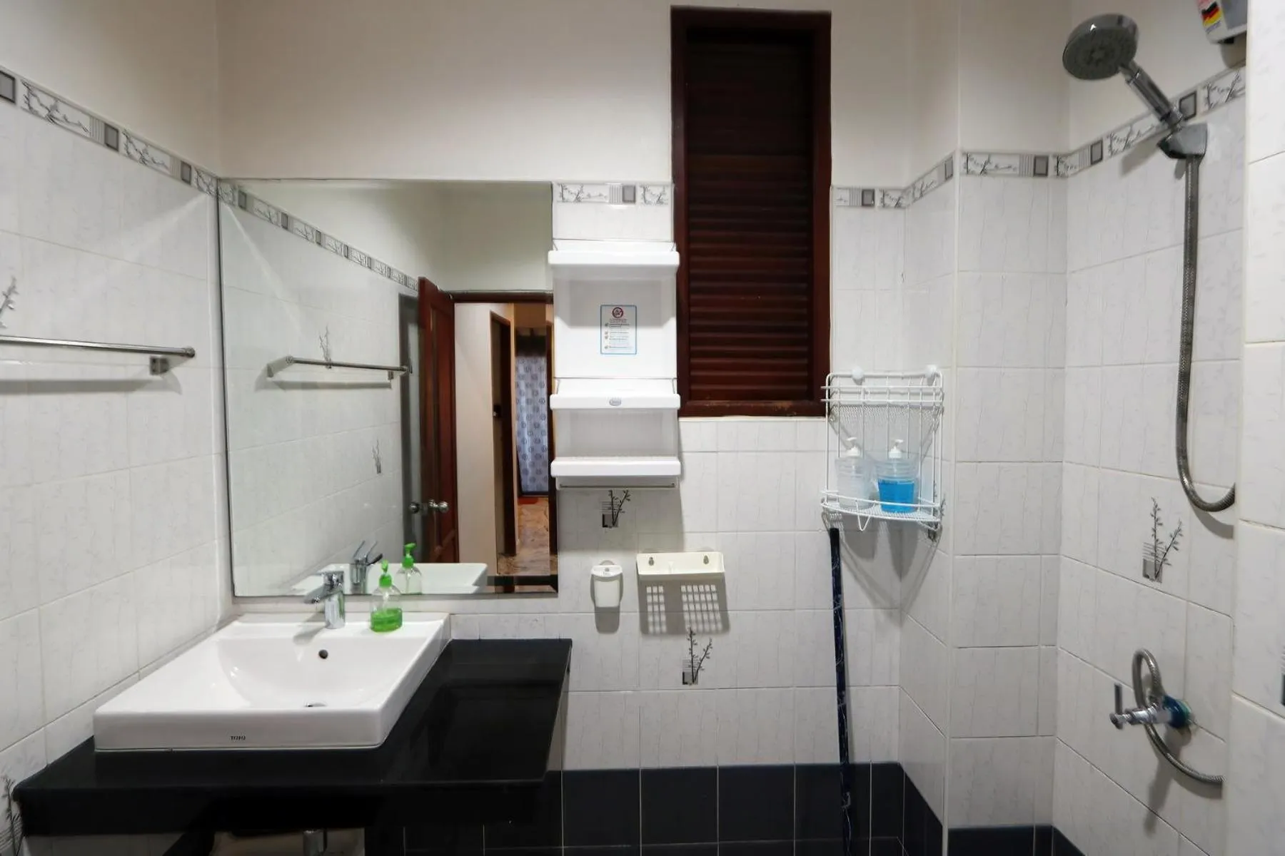 Shower in White Flower Lanta