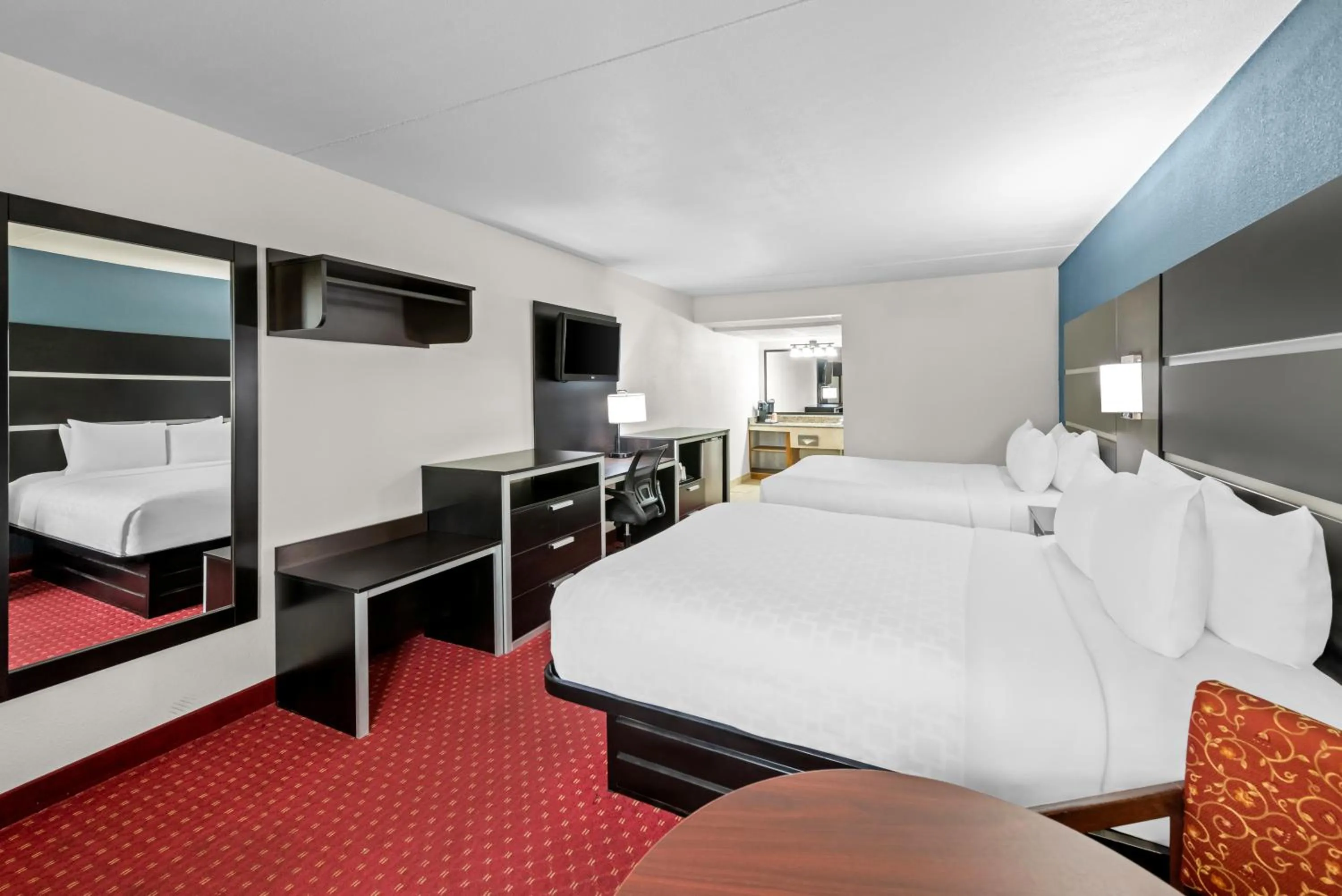 TV and multimedia, Bed in Clarion Inn Branson